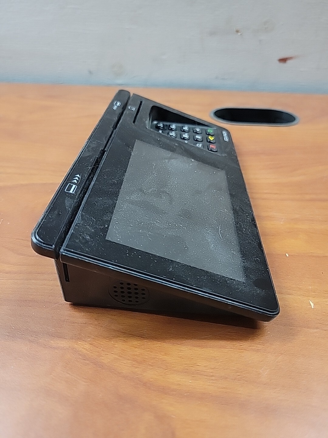 Equinox Luxe 8500i High Definition LCD Touchscreen Terminal *parts