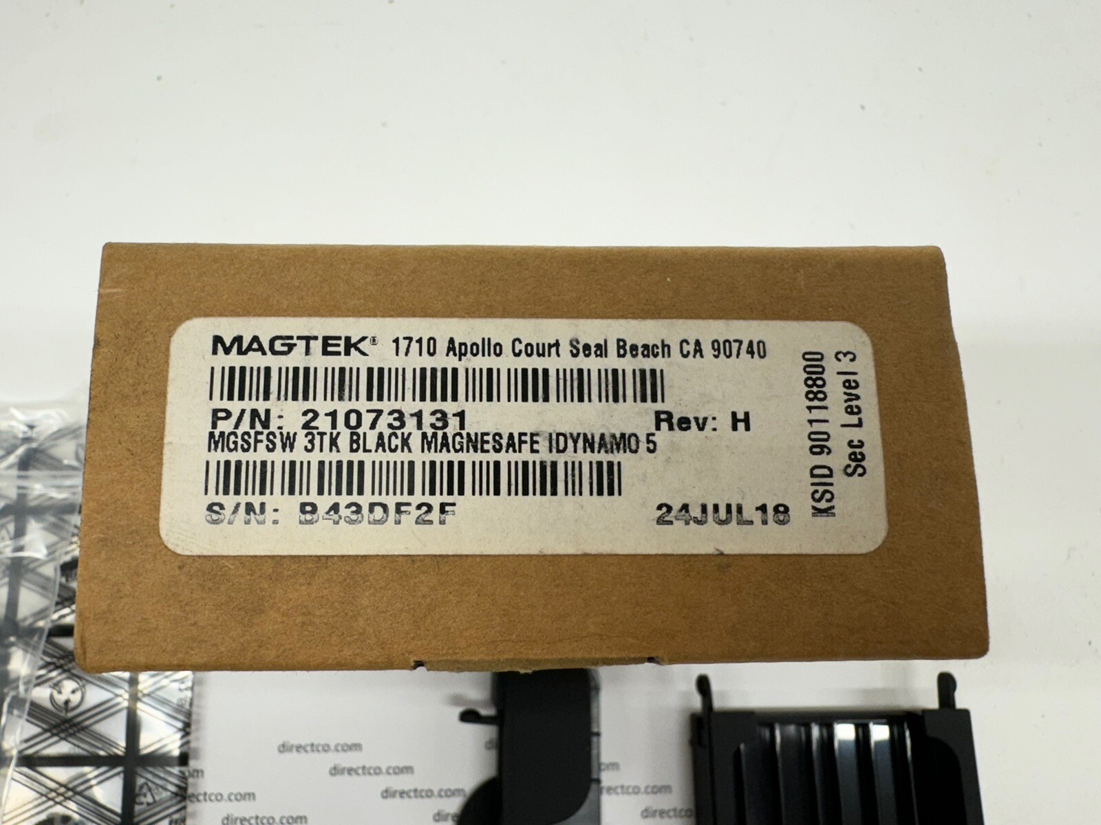 Magtek Magnesafe iDynamo 5 iPhone & iPad Credit Card Reader w/Adapters 21073131