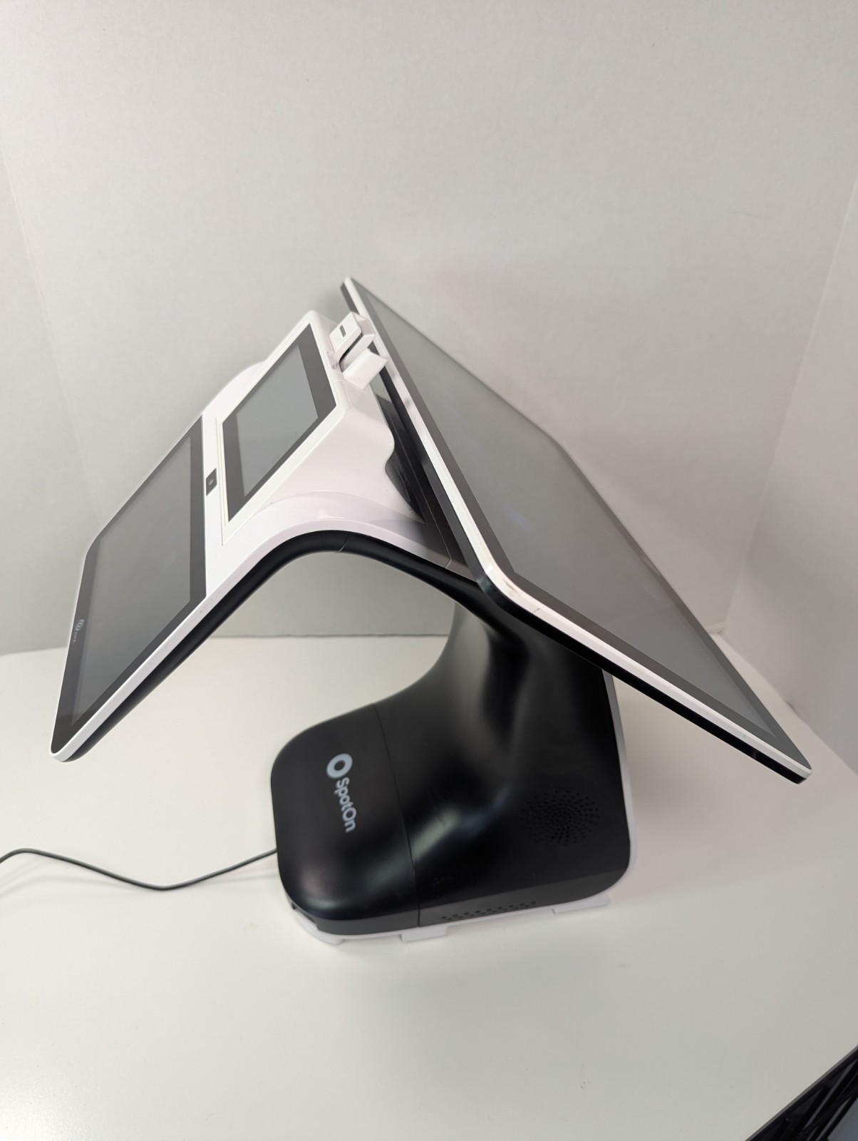 U22630 SpotOn PAX E800 POS Point Of Sale System Preowned G3D