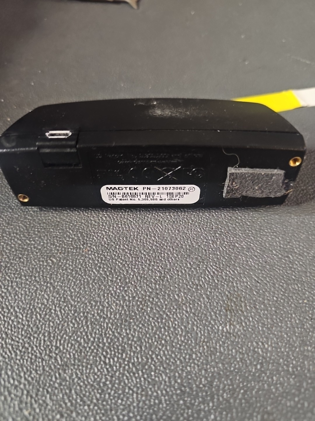 (1)Magtek 21073062 Dynamag Bi-Directional USB Card Reader