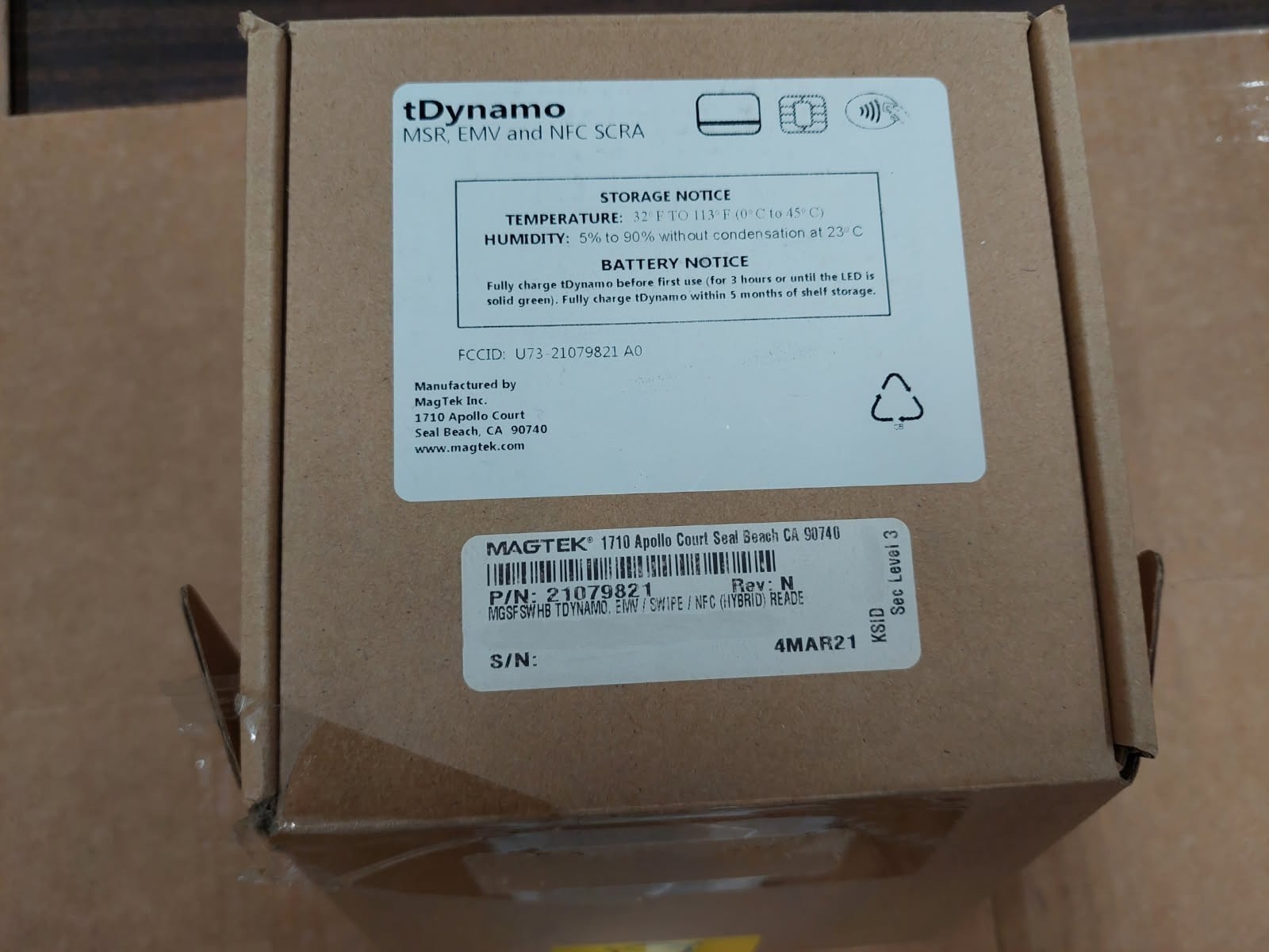 MagTek tDynamo (Gen 1) EMV/Swipe/NFC Card Reader w/Stand – 21079821