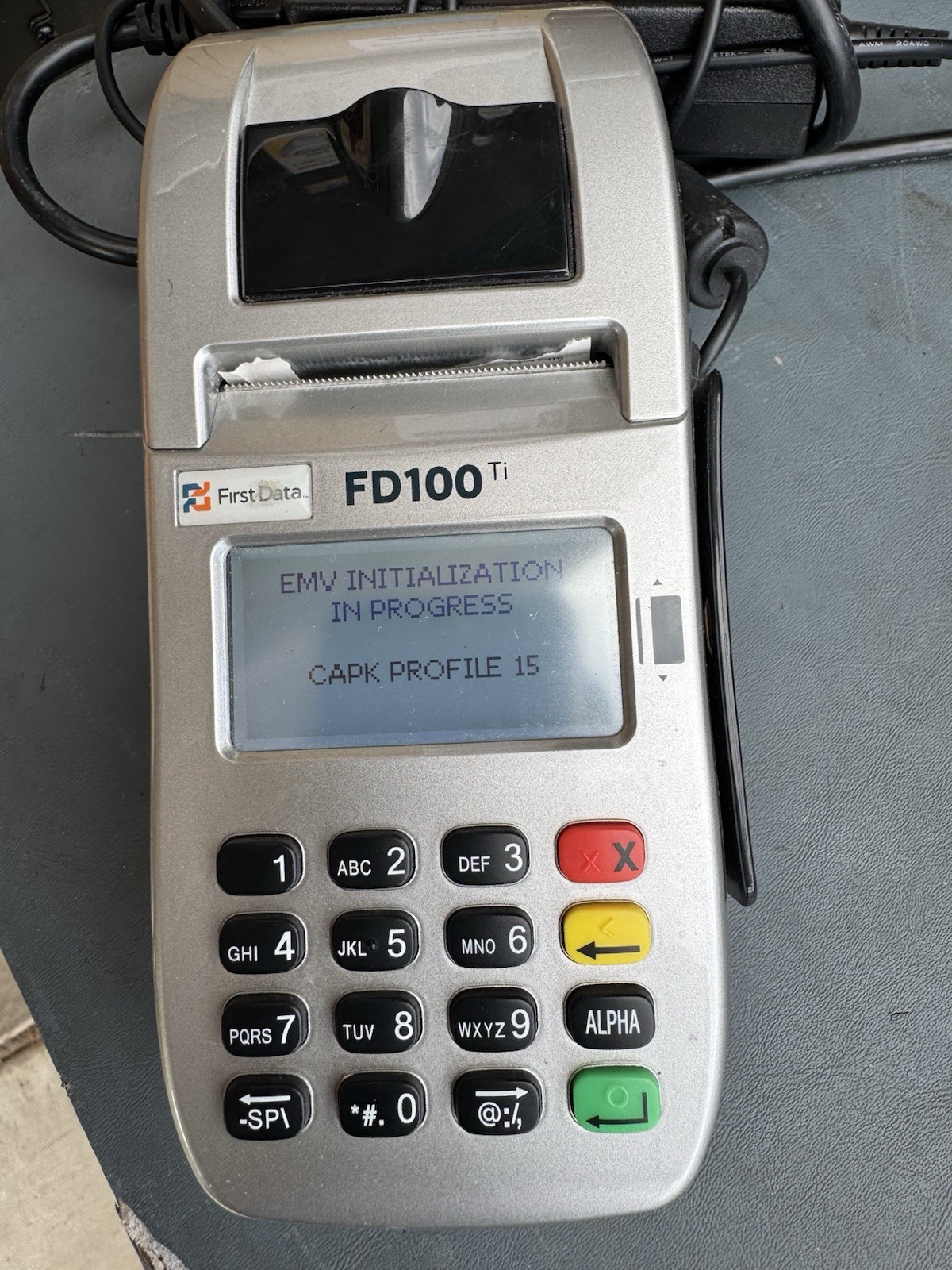 FIRST DATA FD100TI CREDIT CARD MACHINE. Fast free shipping.