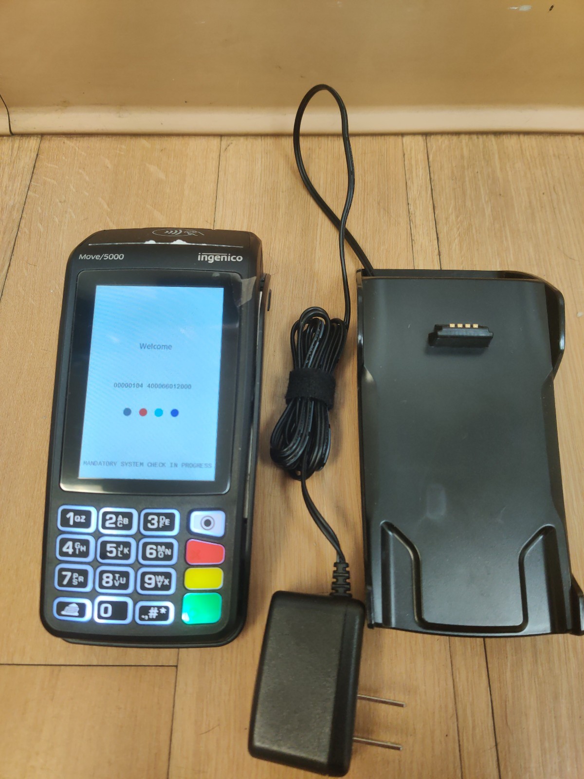 Ingenico Move 5000 with Charging Base