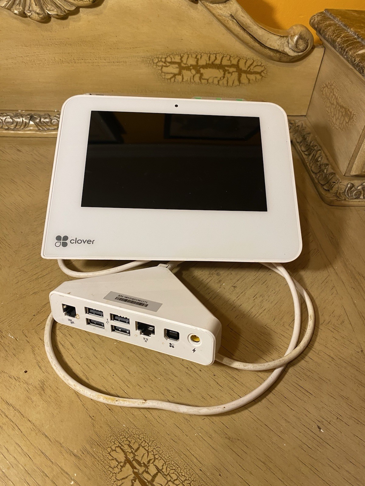 Clover Mini C302U with Station Hub (H500) — No Wire, Merchant Locked B7