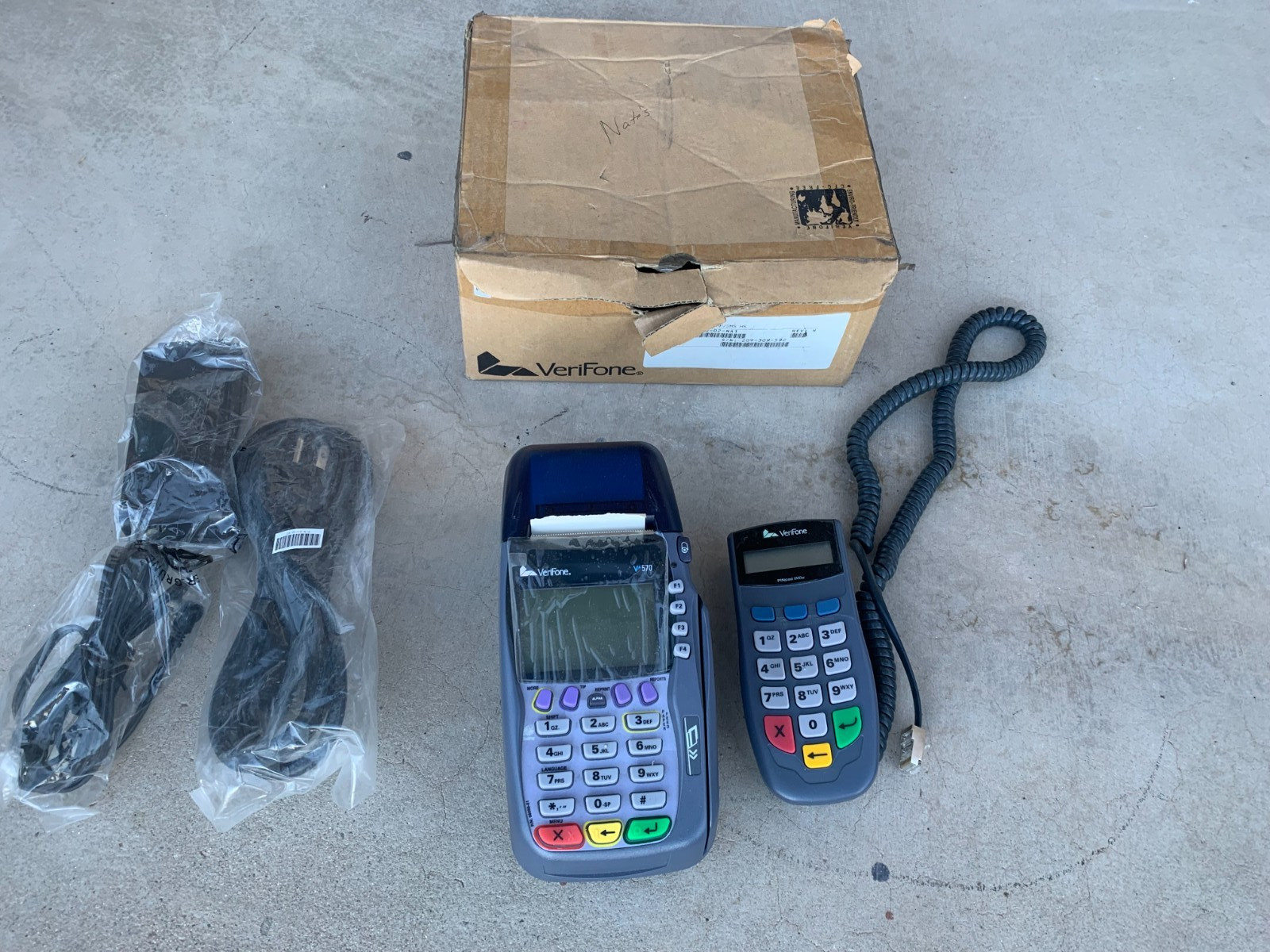 VeriFone Omni 5700 Credit Card Reader M257-000-02-NA1