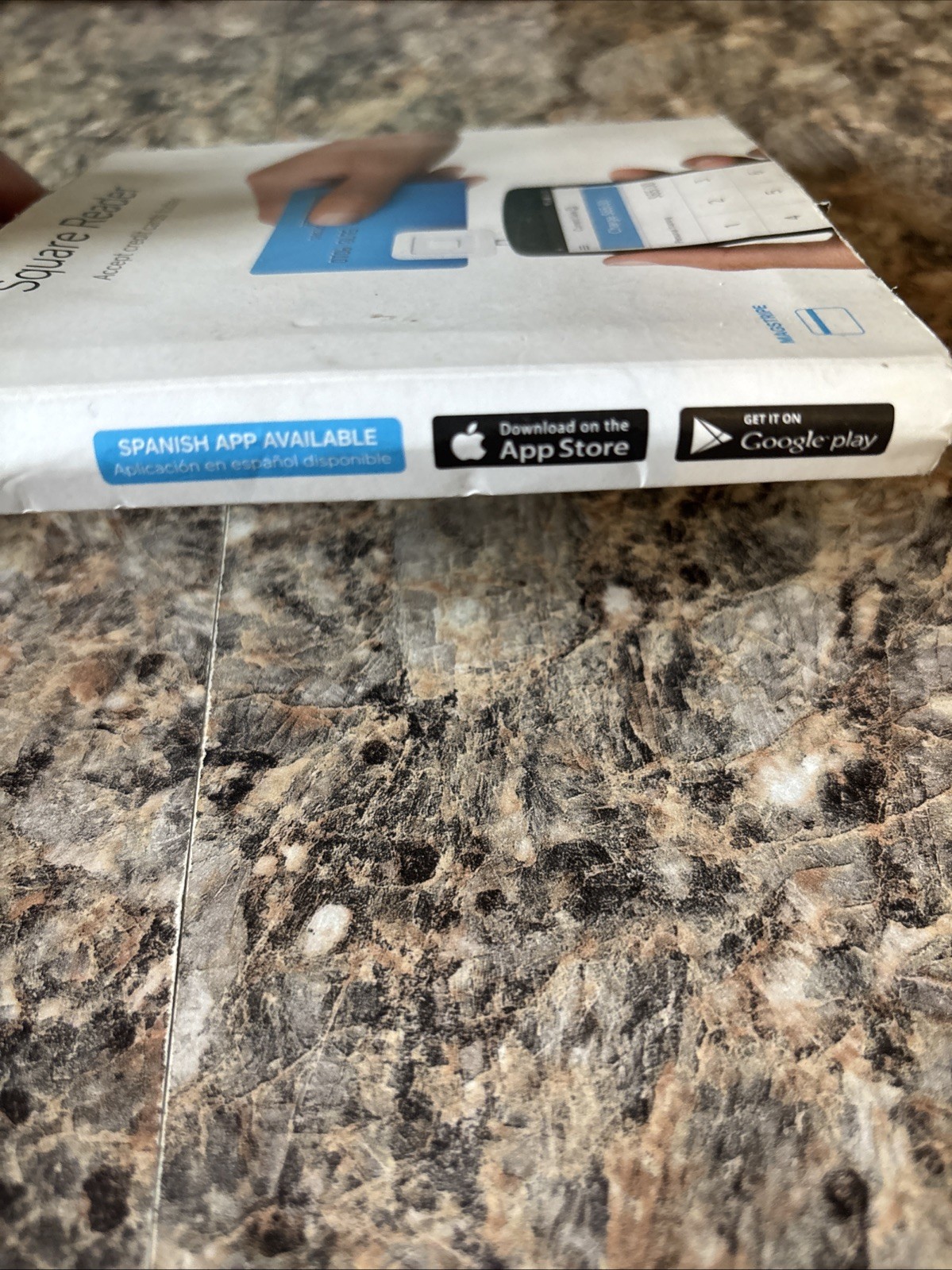 Square Credit Card Reader for Apple and Android Phones NEW