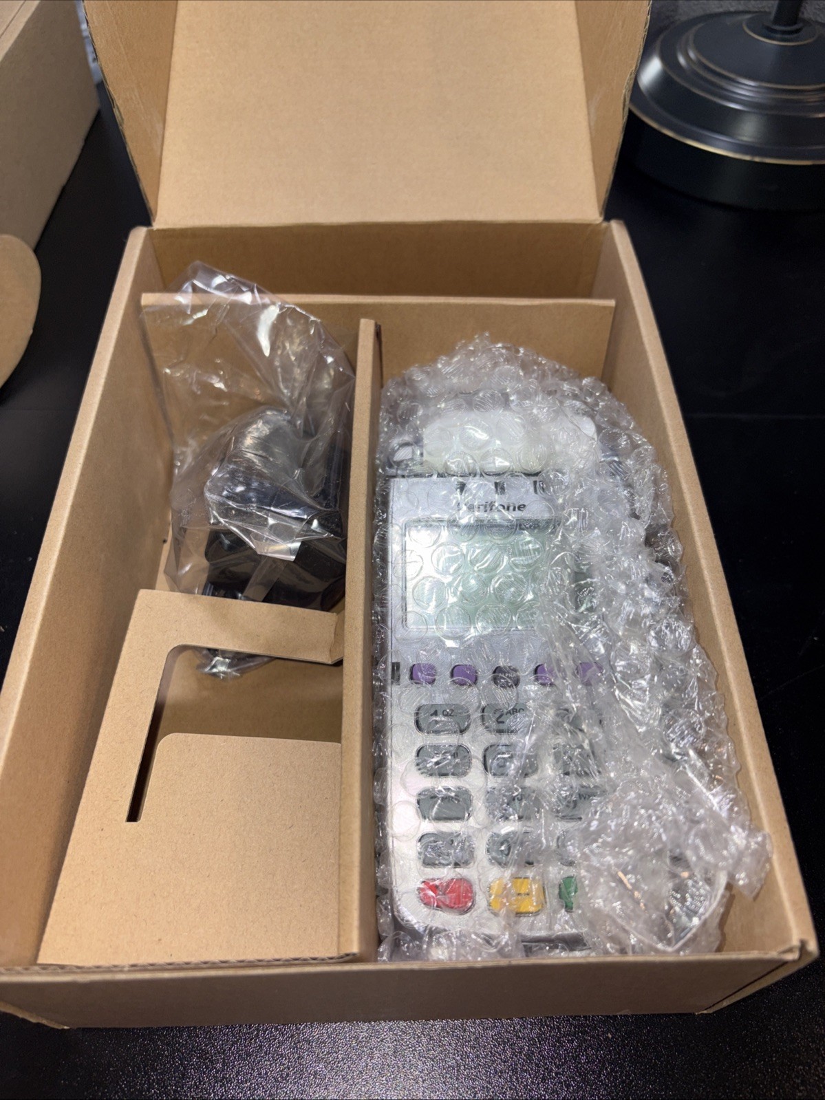 VeriFone VX 520 CTLS M252-653-AD-NAA-3 NEW!