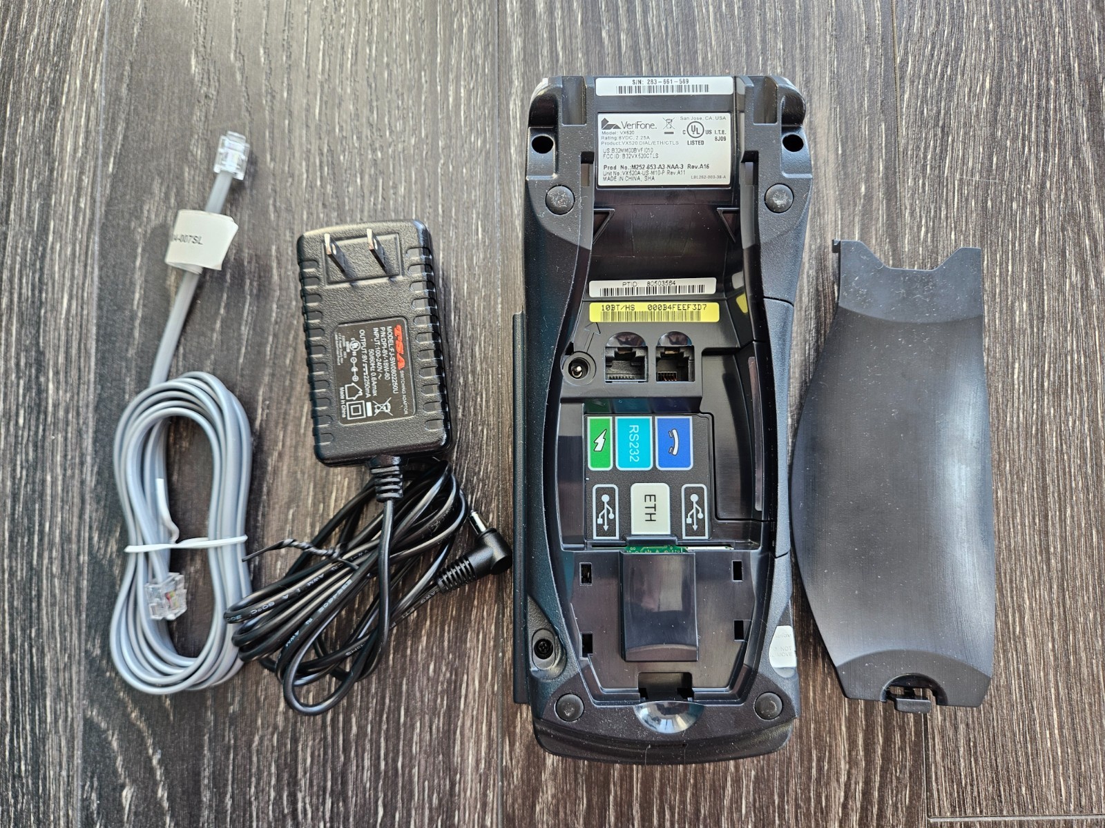 Verifone VX520 Credit Card Terminal all cables included excellent condition