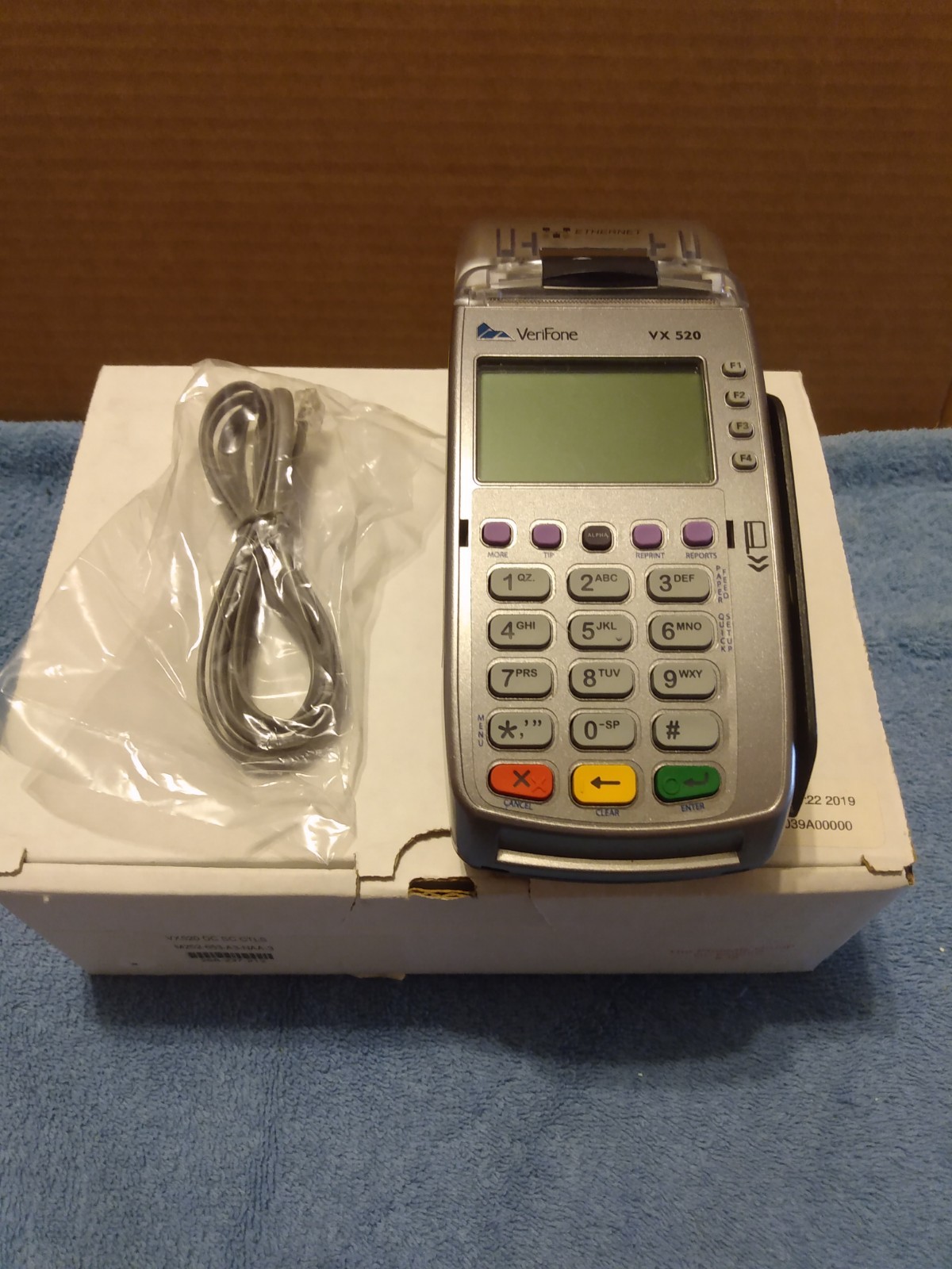 VeriFone VX 520 Card Reader With Cord