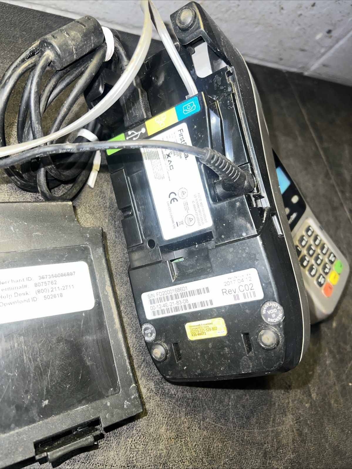 First Data FD130 Duo and FD-35 PIN Pad Credit Debit Card POS Terminal FD130Duo