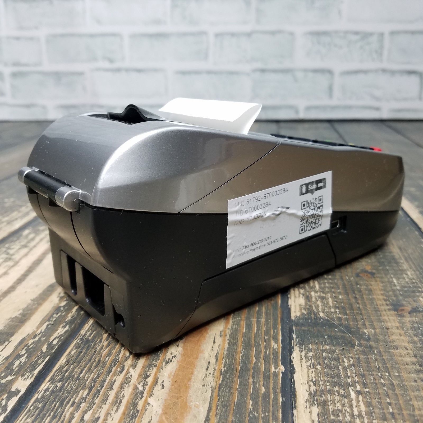 First Data FD130 Credit Card Terminal in BOX with Adapter and Paper + BOX