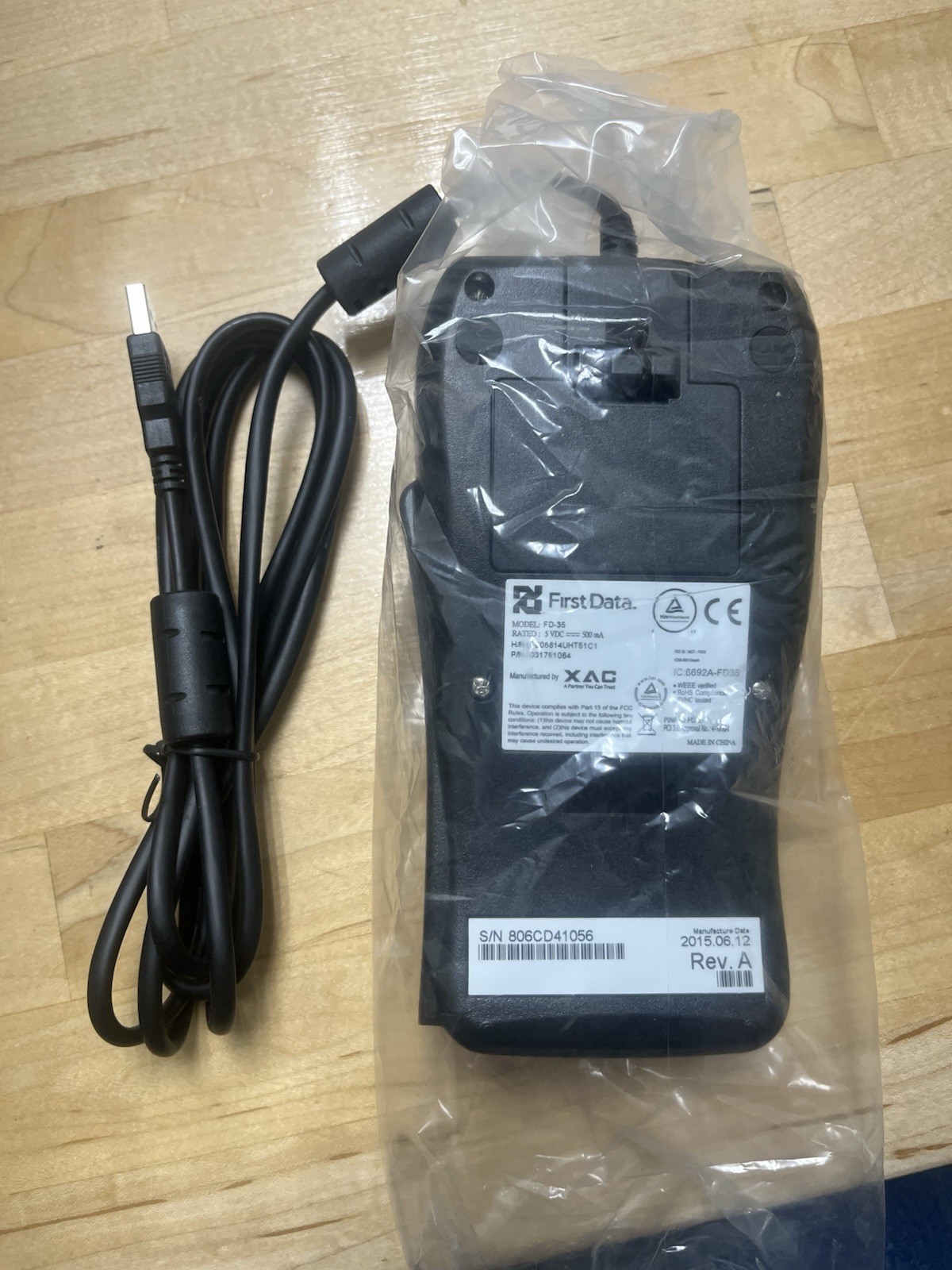 NEW/SEALED – First Data FD-35 Credit Card Reader PinPads