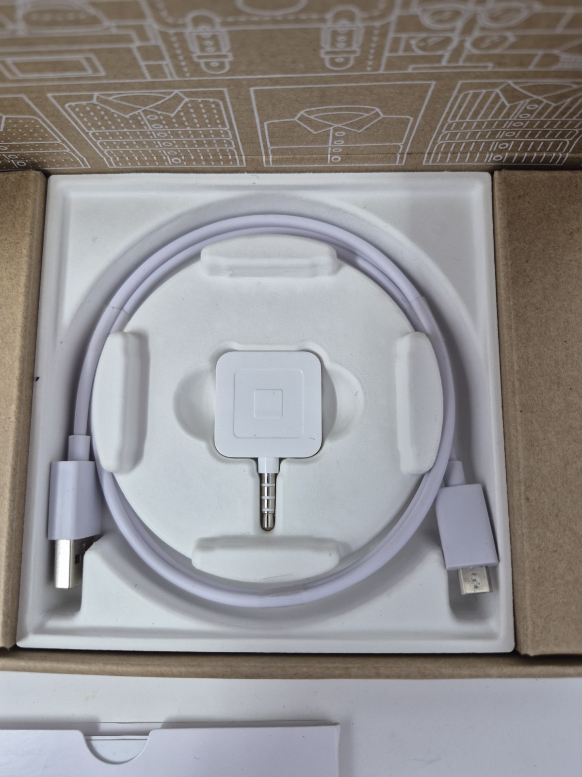 Square S8-1 Contactless Credit Card and Chip Reader – White NEW w/ Box
