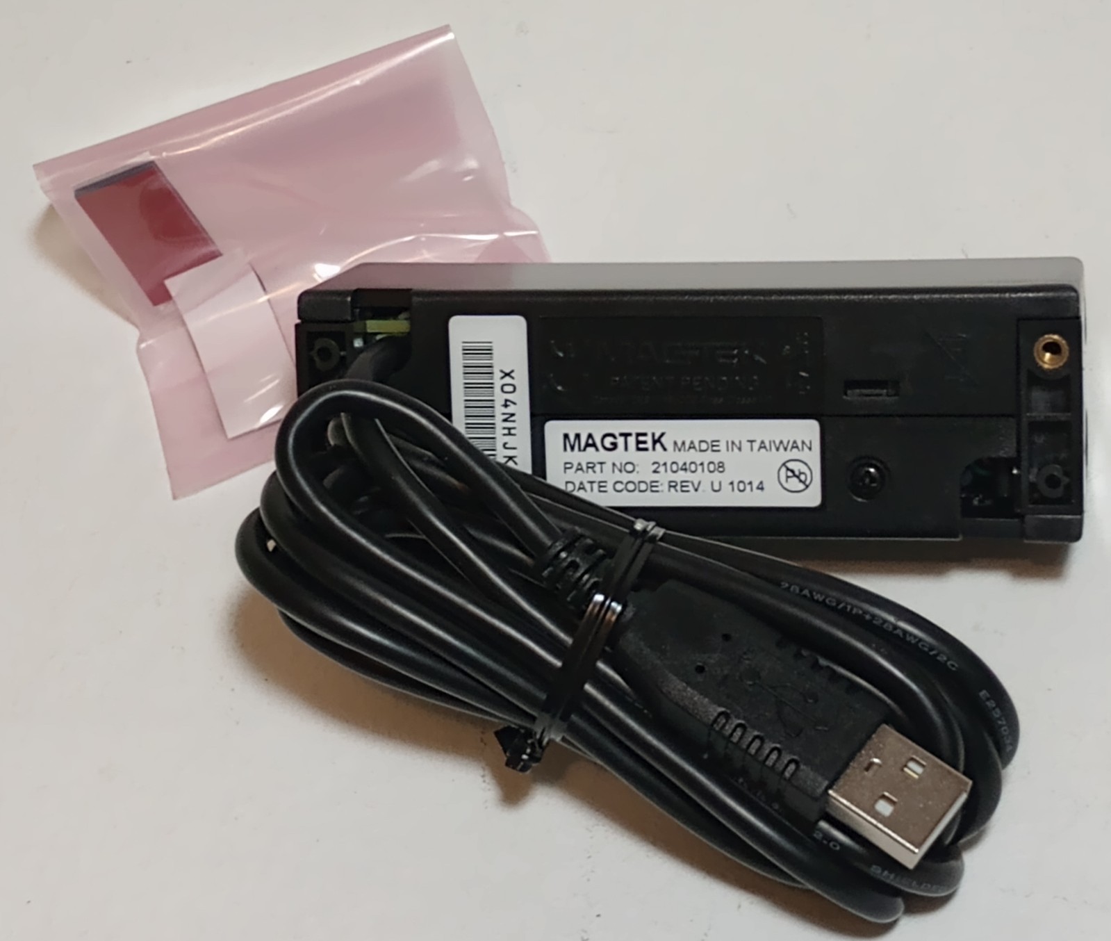 MagTek SureSwipe Magnetic Stripe Card Reader with USB 21040145 NEW Credit Debit