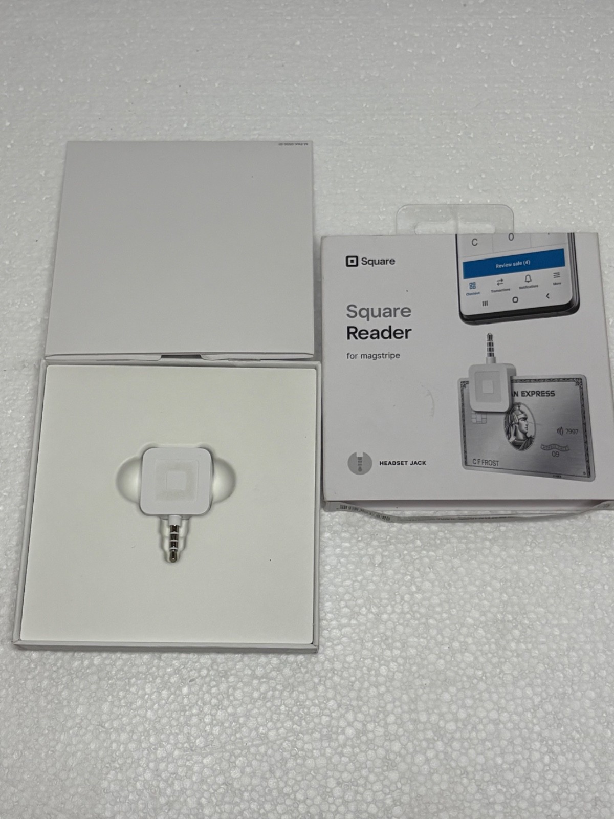 Square A-PKG-0206-01 Credit Debit Card Reader – White for Apple iPhone and…