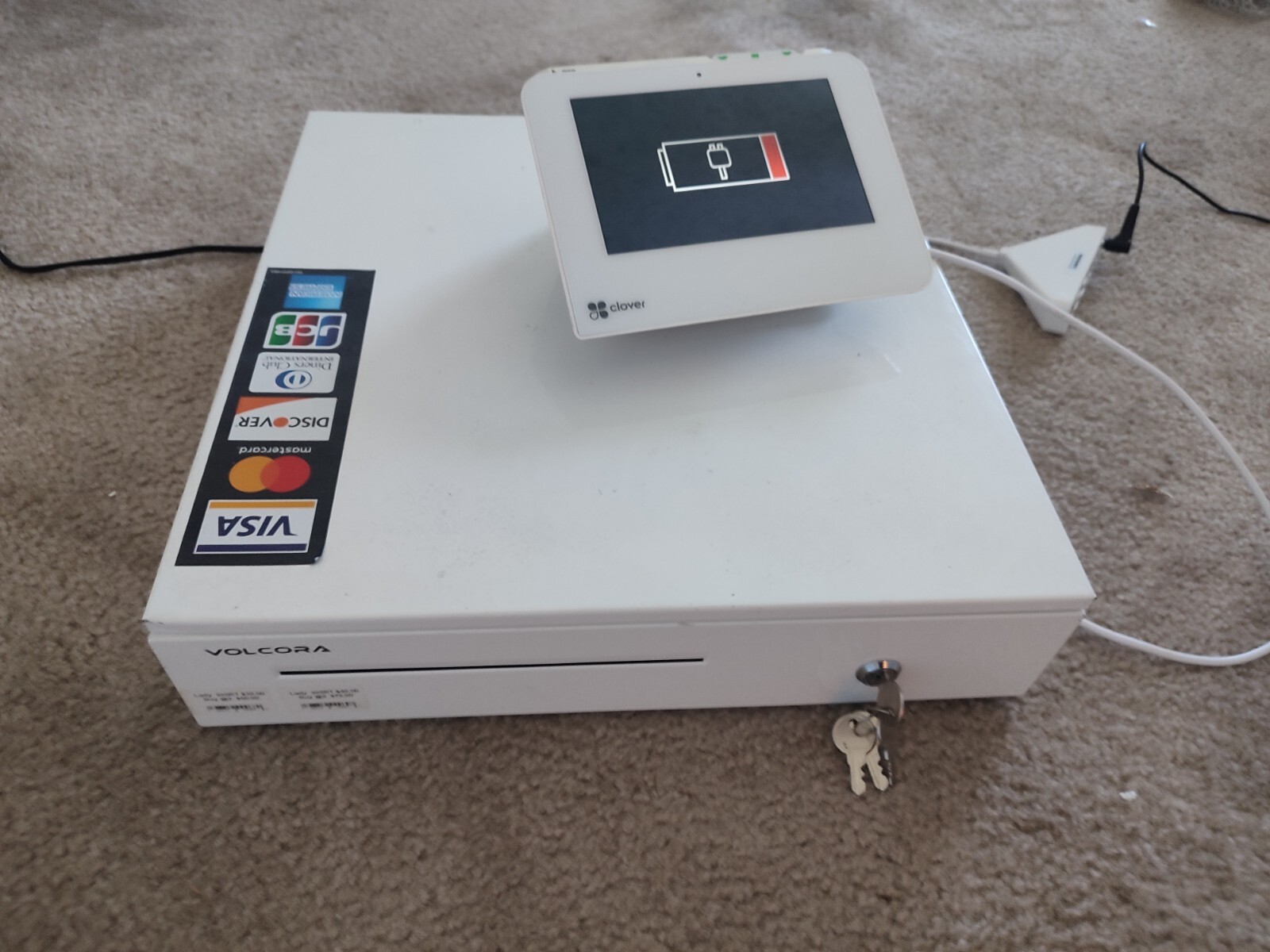 Clover Mini POS Apple Pay, EMV, Printer, Credit Card Machine with Cash drawer