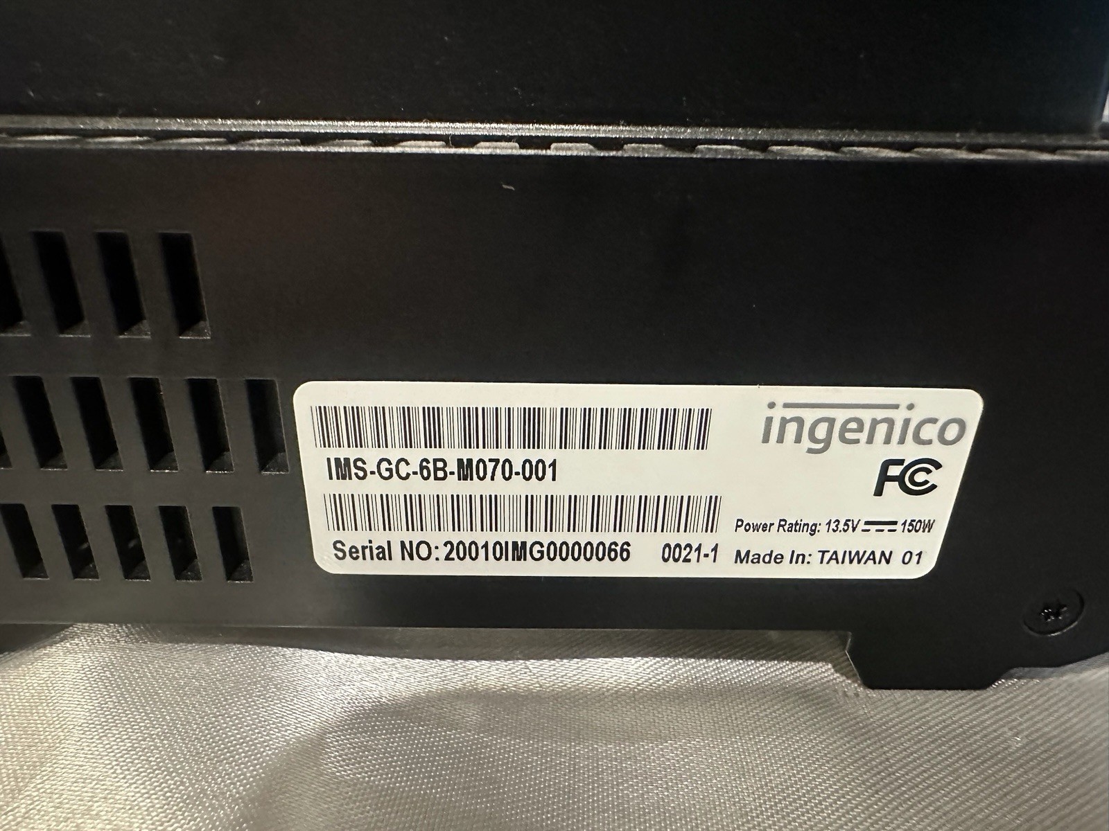7 Ingenico Moby M70 Touchscreen Payment Terminals,Android Tablets, & 2 Chargers