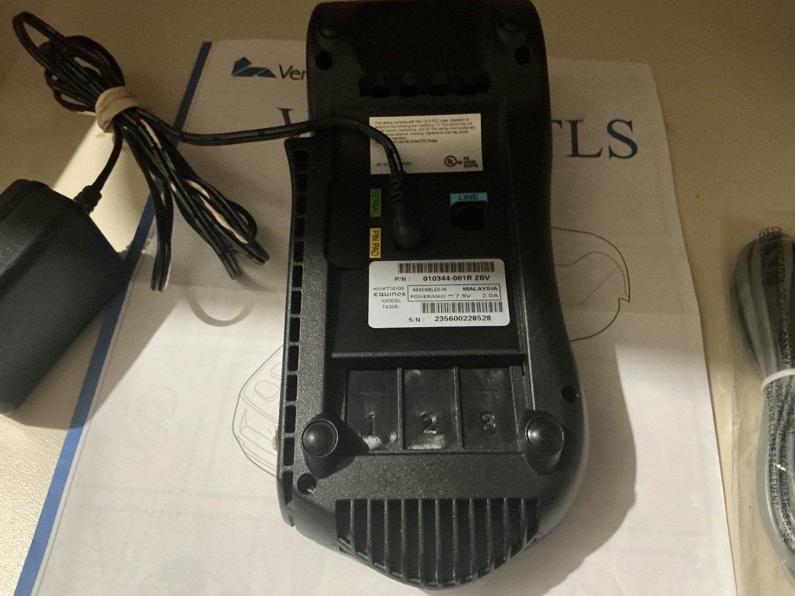 VeriFone VX 520 CTLS M252-653-AD-NAA-3~ W/ Original Box