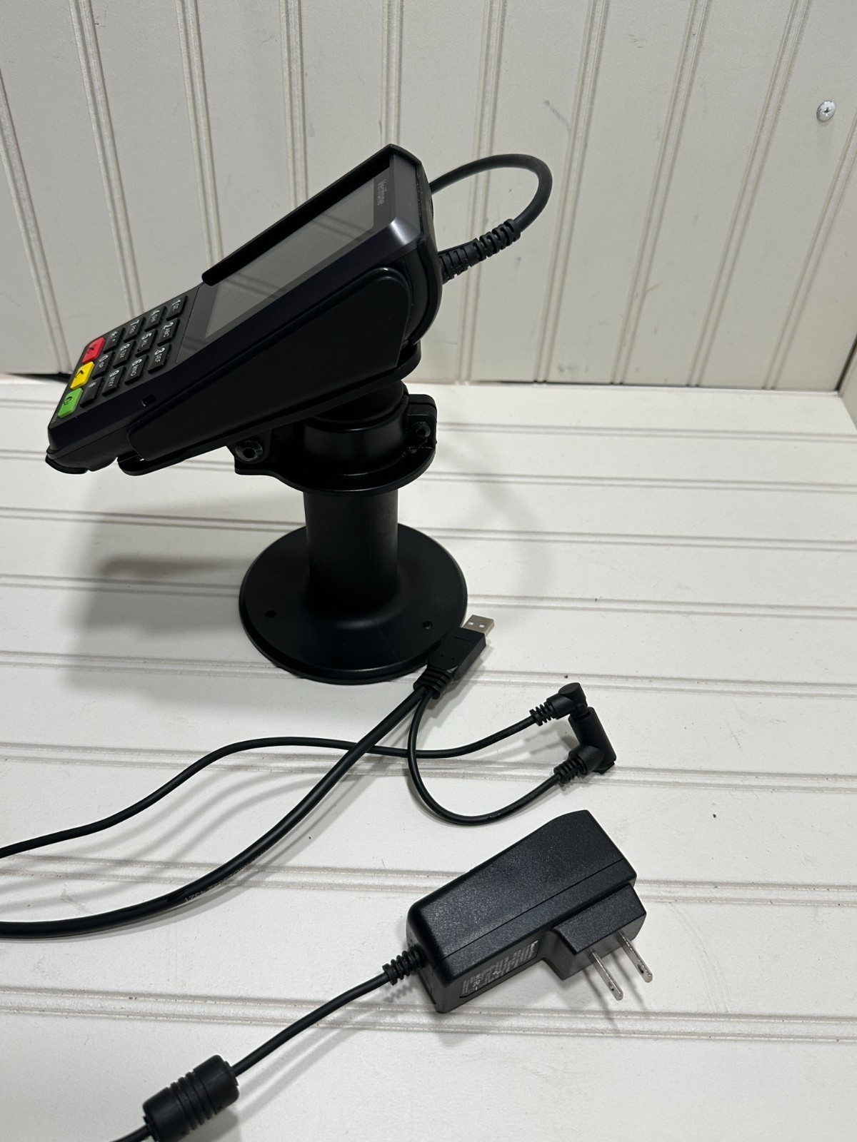 Verifone P400 Plus POS Credit Card Terminal w/ Stand & Power Adapter – Tested