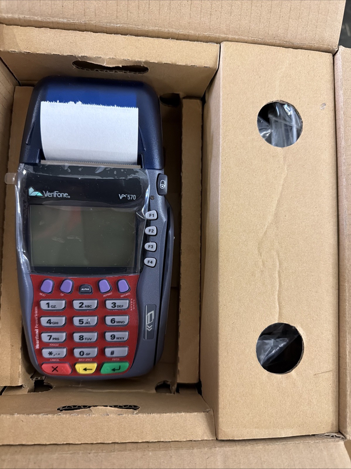 Verifone VX-570 OMNI 5750 Credit Card Machine with power supply