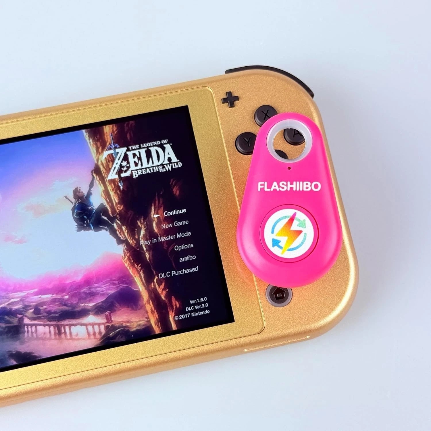 Compact Handheld Pink NFC Emulator Fob: Elevate Your Nintendo Experience