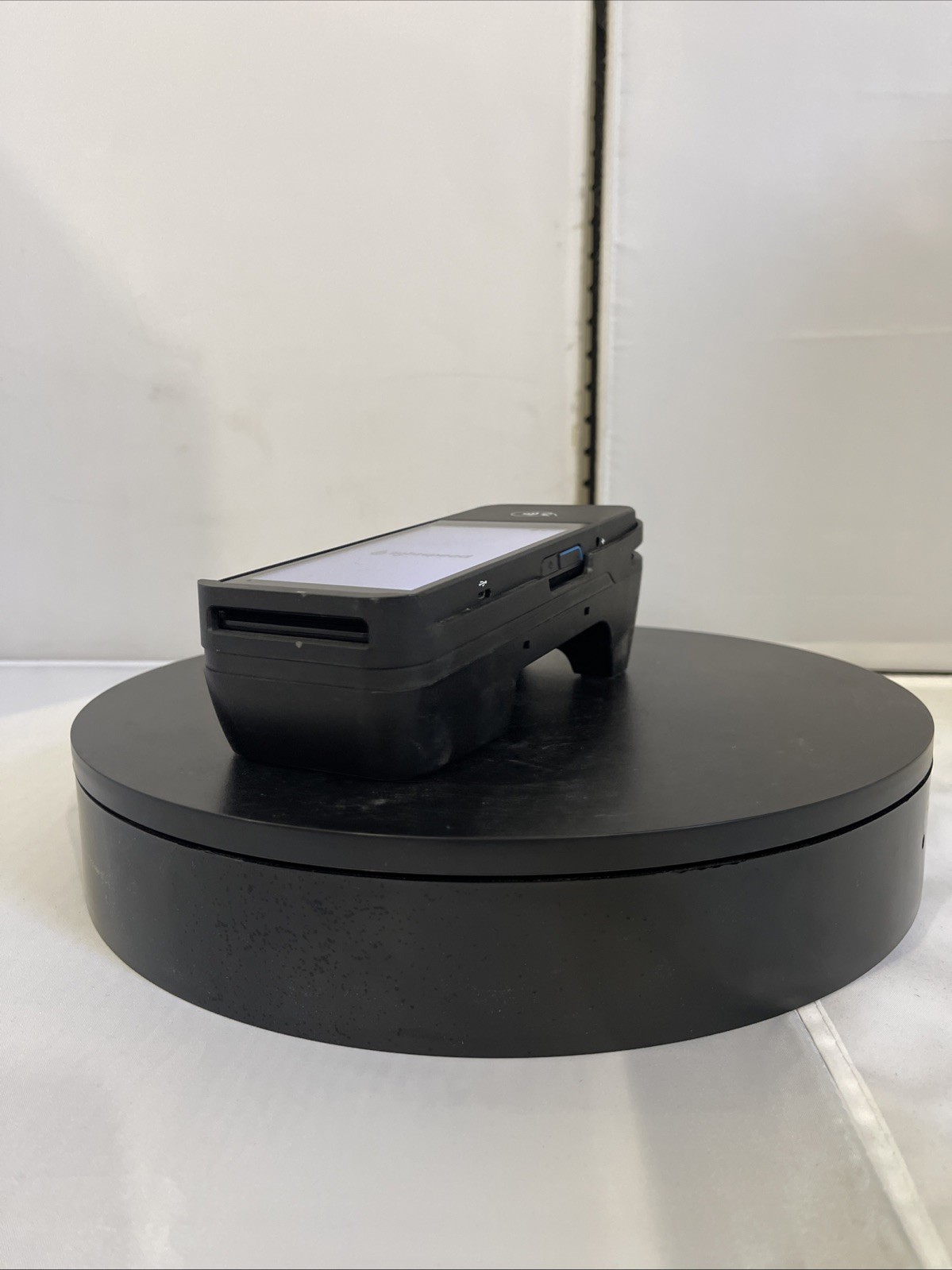 SumUp Solo Smart Card Reader Payment Terminal Touchscreen W/Charging Stand