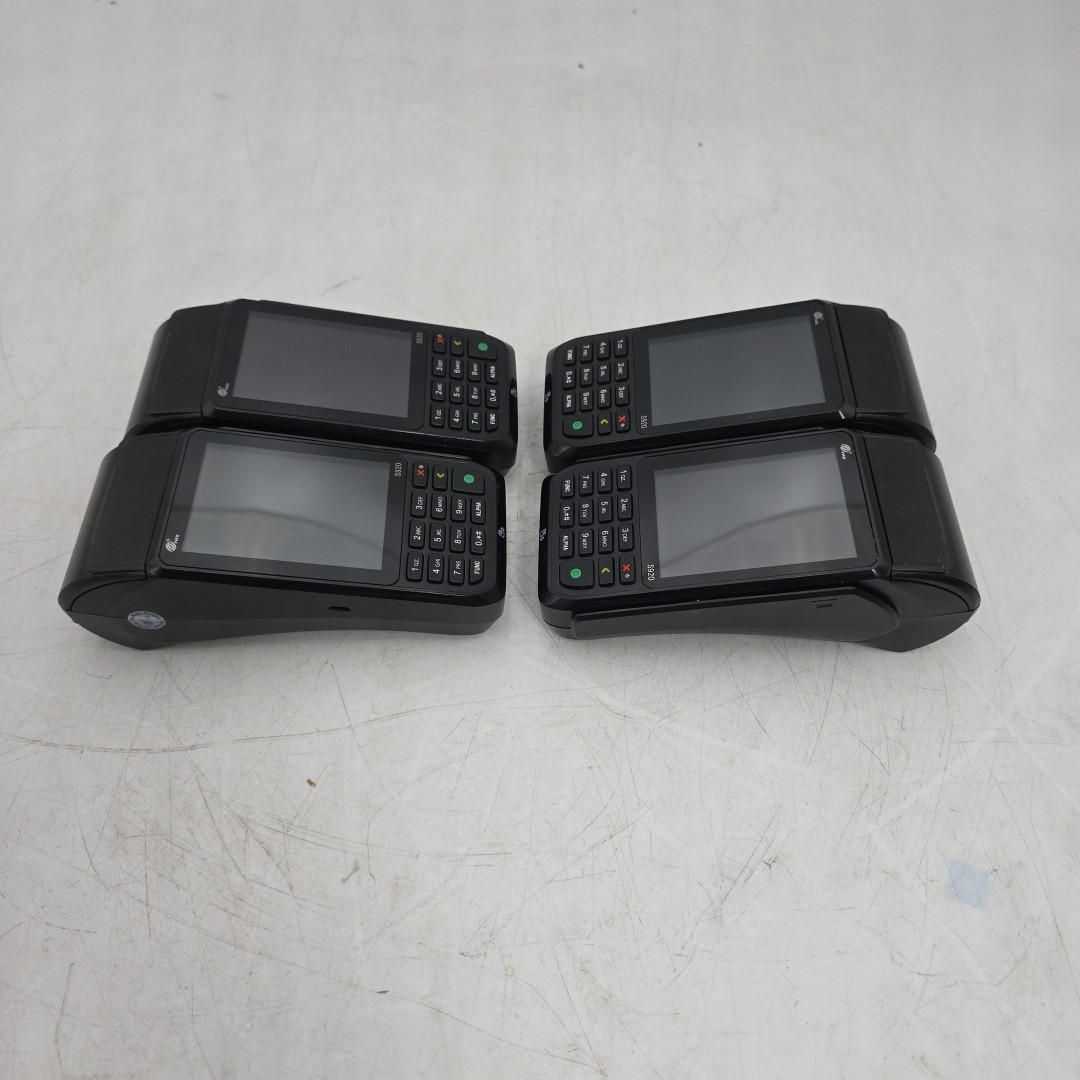 Lot Of 4PAX S920 Mobile Credit Card Terminal Bluetooth Wireless Sold As Is