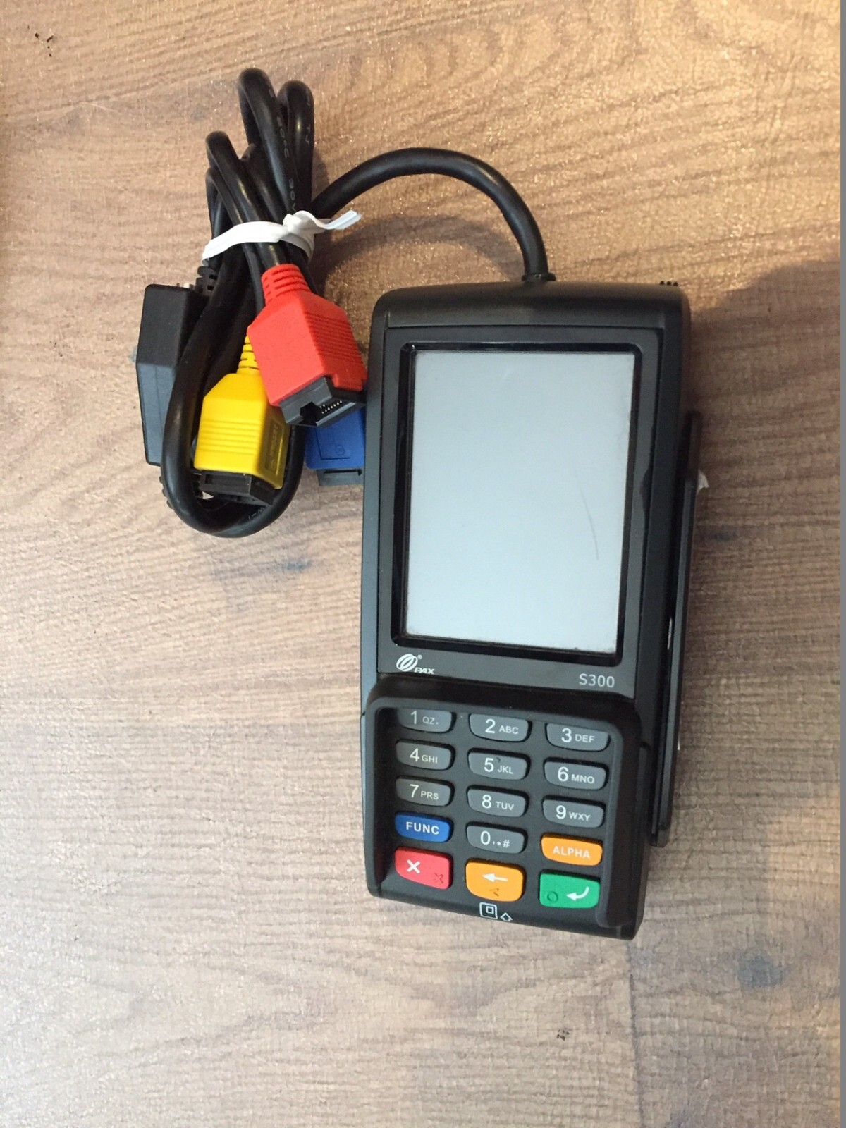 PAX PINPAD S300 LOCKED TO “Heartland Payment Systems”