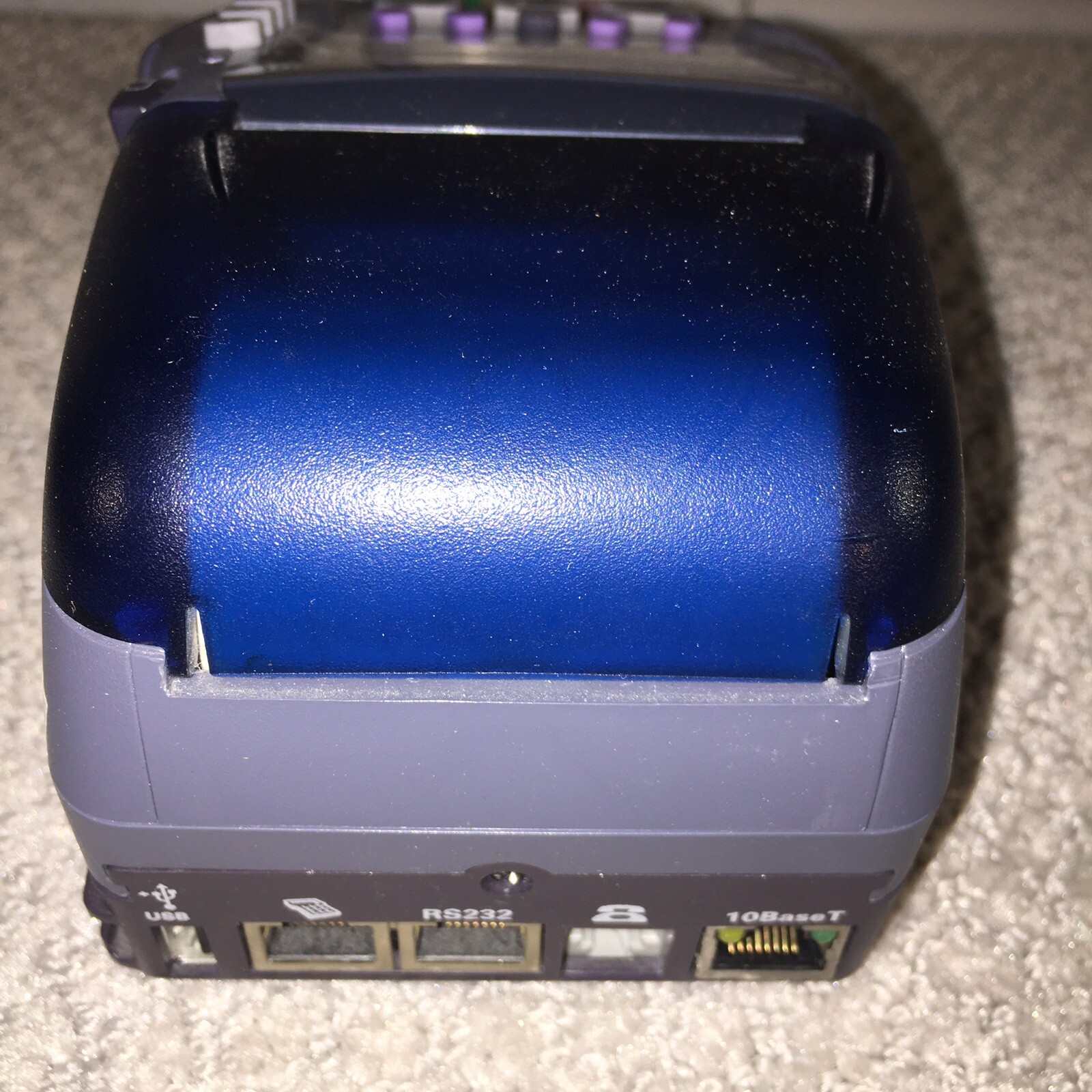 VeriFone VX570 Credit Card Terminal For Repair – Powers On. Rova P/S included.