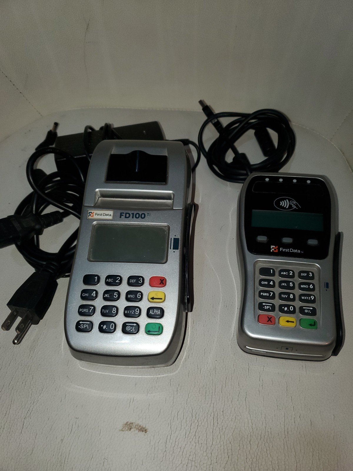 First Data FD100ti and FD35 POS Credit Card Terminals Touch to Pay