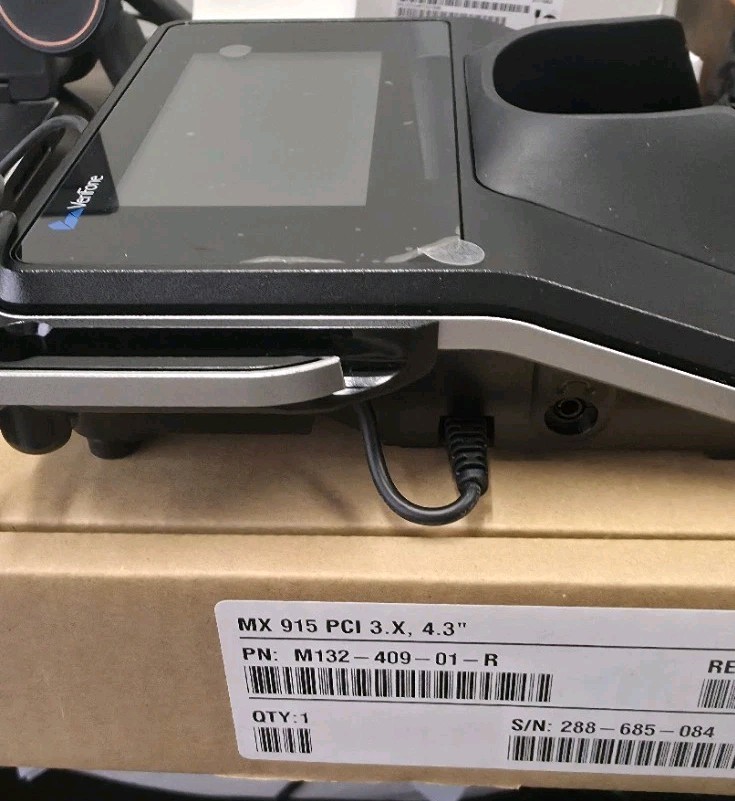 New VeriFone MX 915 Credit Card machine, Touch, Usb, Ethernet, PCI 3 & 4