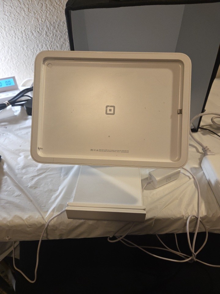 Square S089 Dock POS Stand for 9.7″ iPad Power Cable USB Hub Card Reader Toolkit