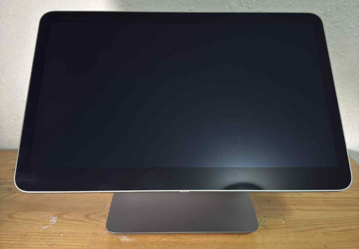 Square Model SPB1-01 POS Register w/ Card Reader SPB4-01 (No power cables)