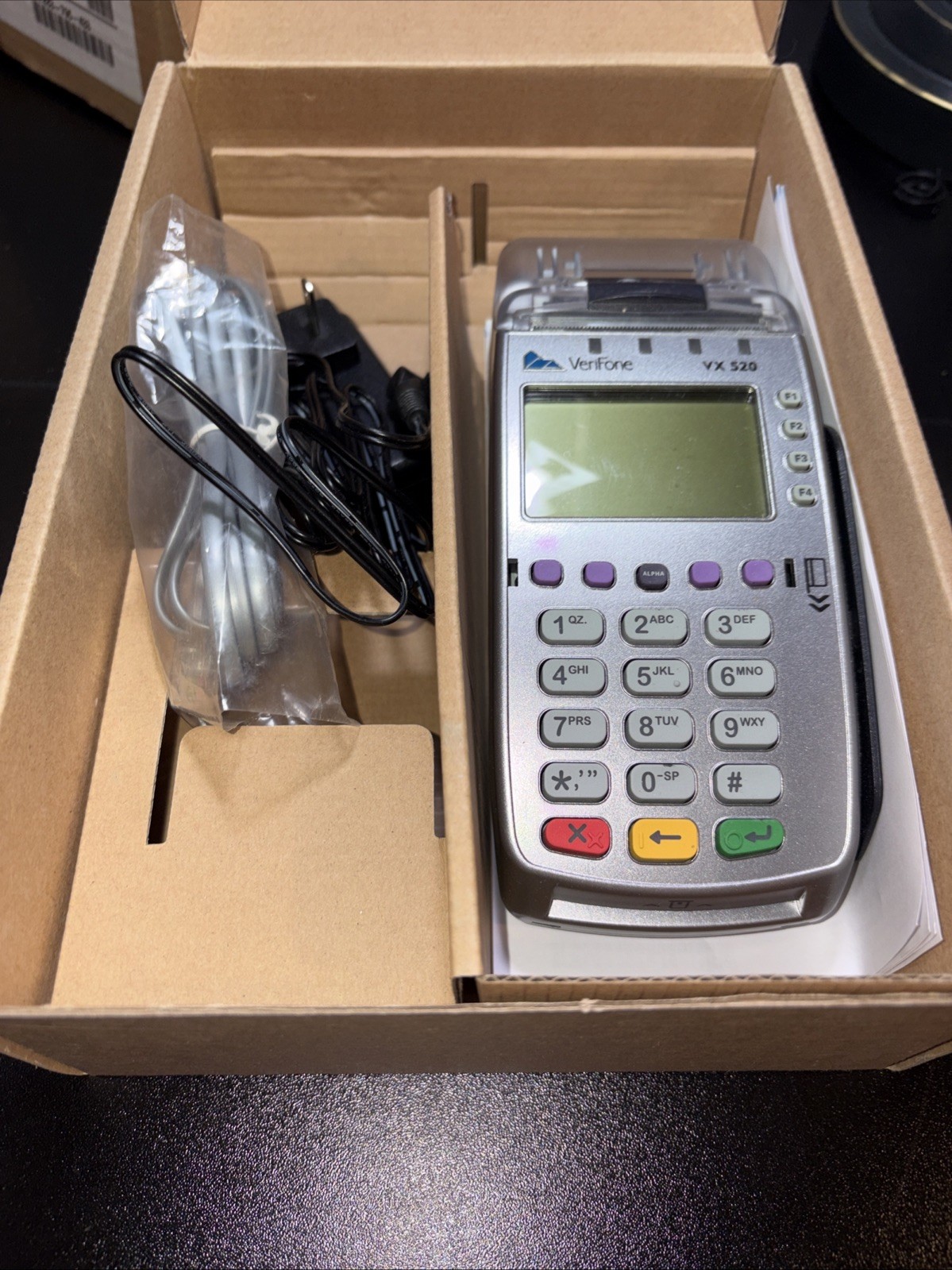 VeriFone VX 520 CTLS M252-653-A3-NAA-3