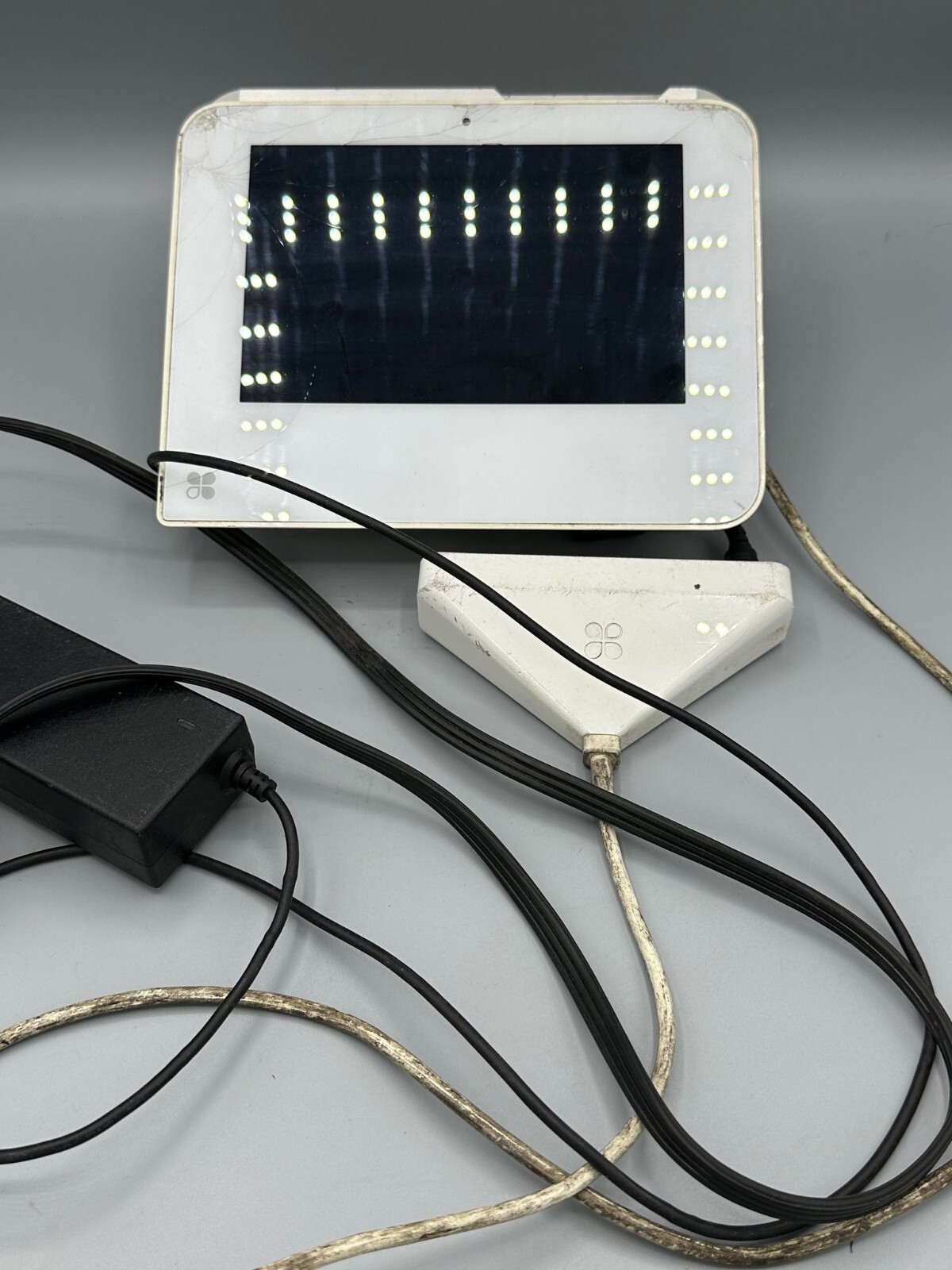 Clover POS System (WORKS – CRACKED SCREEN)