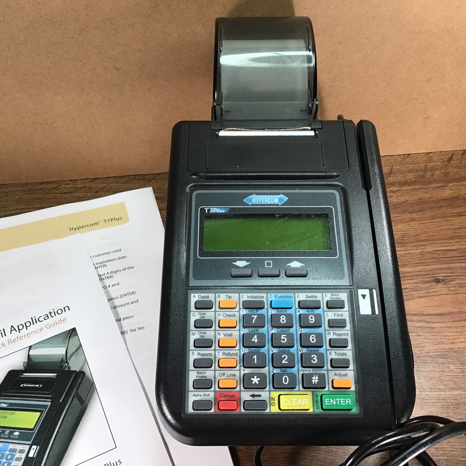 Terminal Reader Credit Card Hypercom T7Plus with Power Adapter Rear Feet Vintage