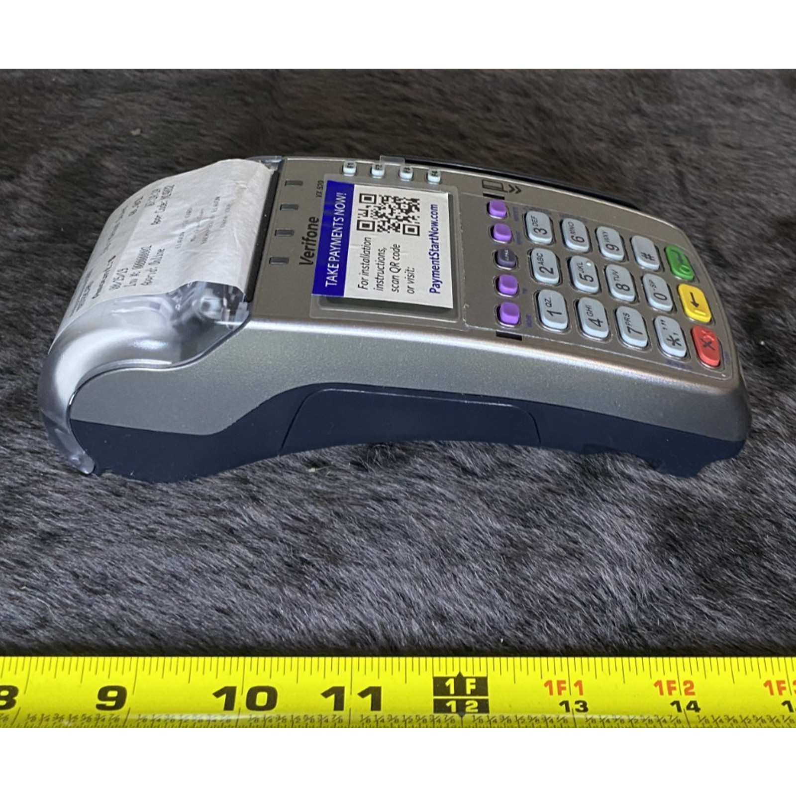 Verifone VX520 M252-653-AD-NAA-3 Credit Card Machine