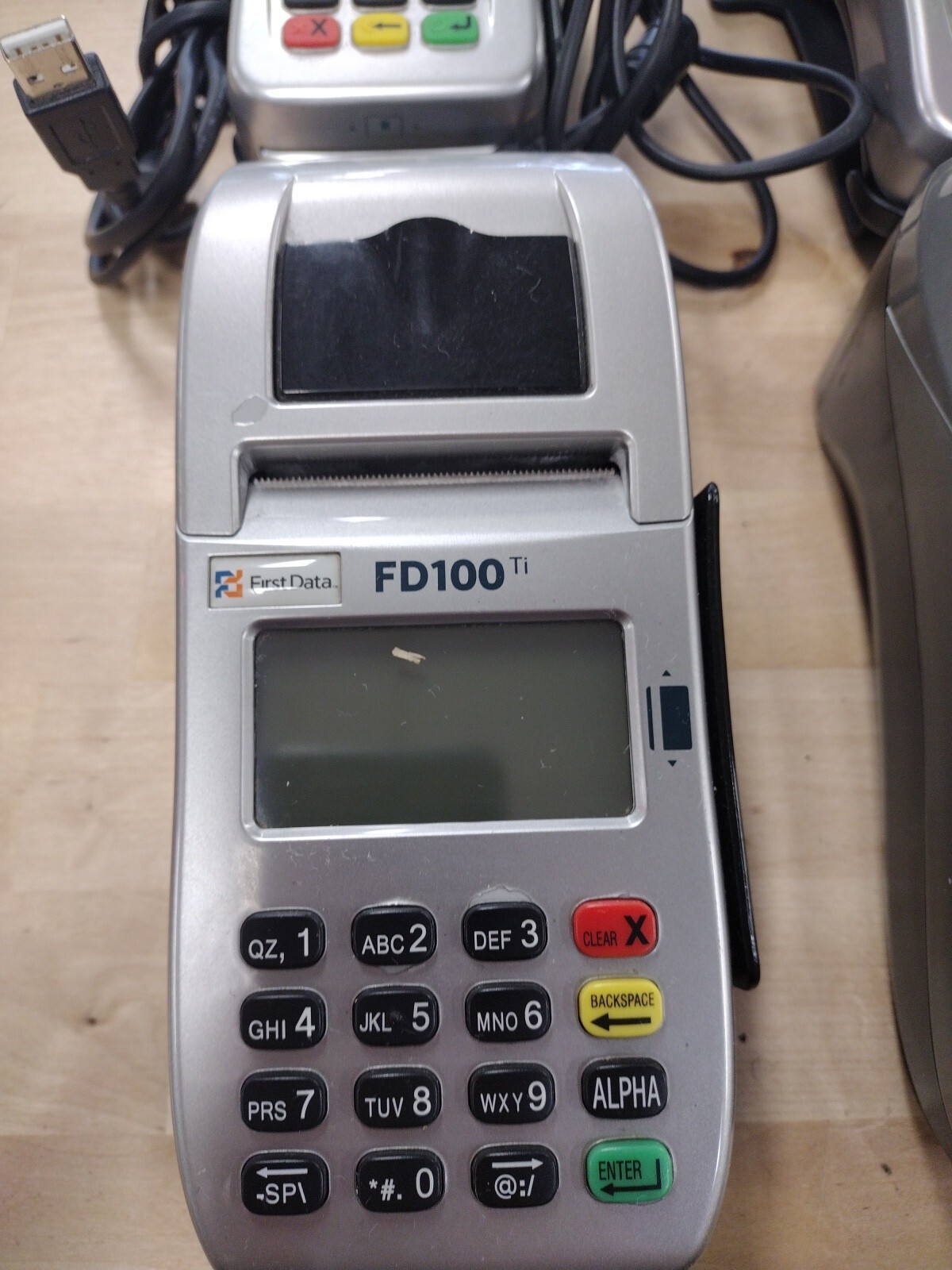 (2) First Data FD100ti Credit Card Machines & Pin Pad FD35 1 power cord