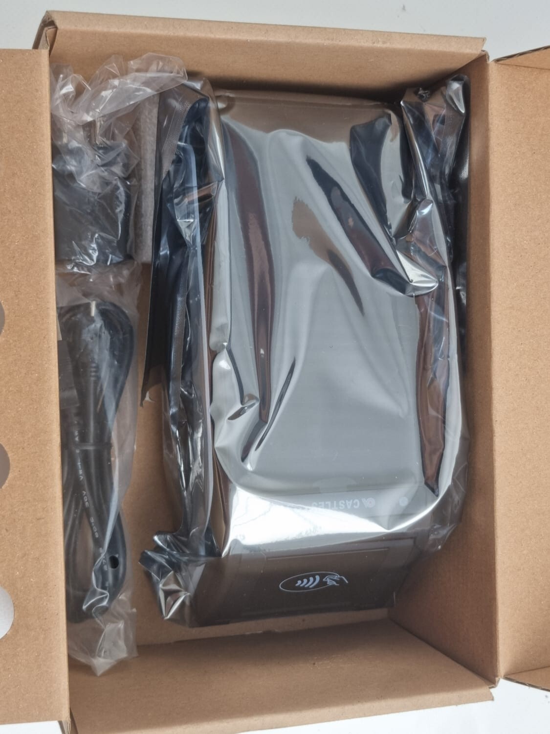 Castle Technology Saturn1000 Android Wireless POS Terminal