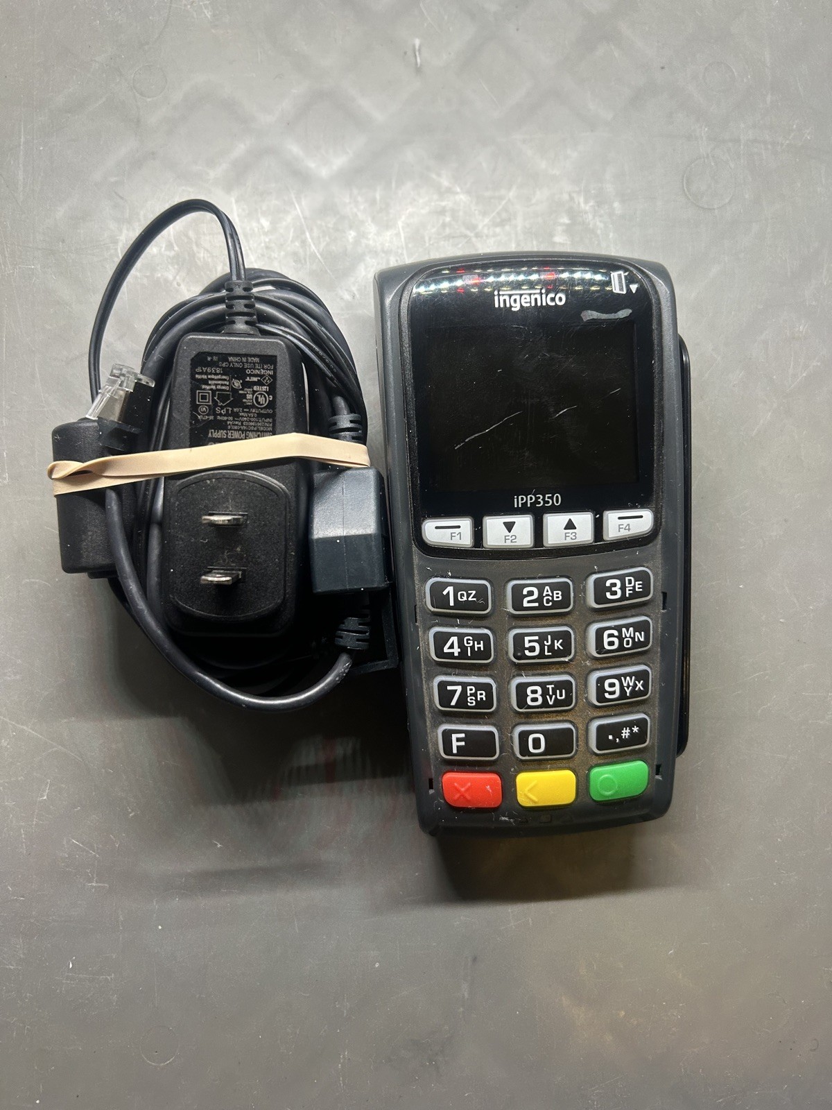 Ingenico IPP320 Payment Credit Card Terminal With Cord