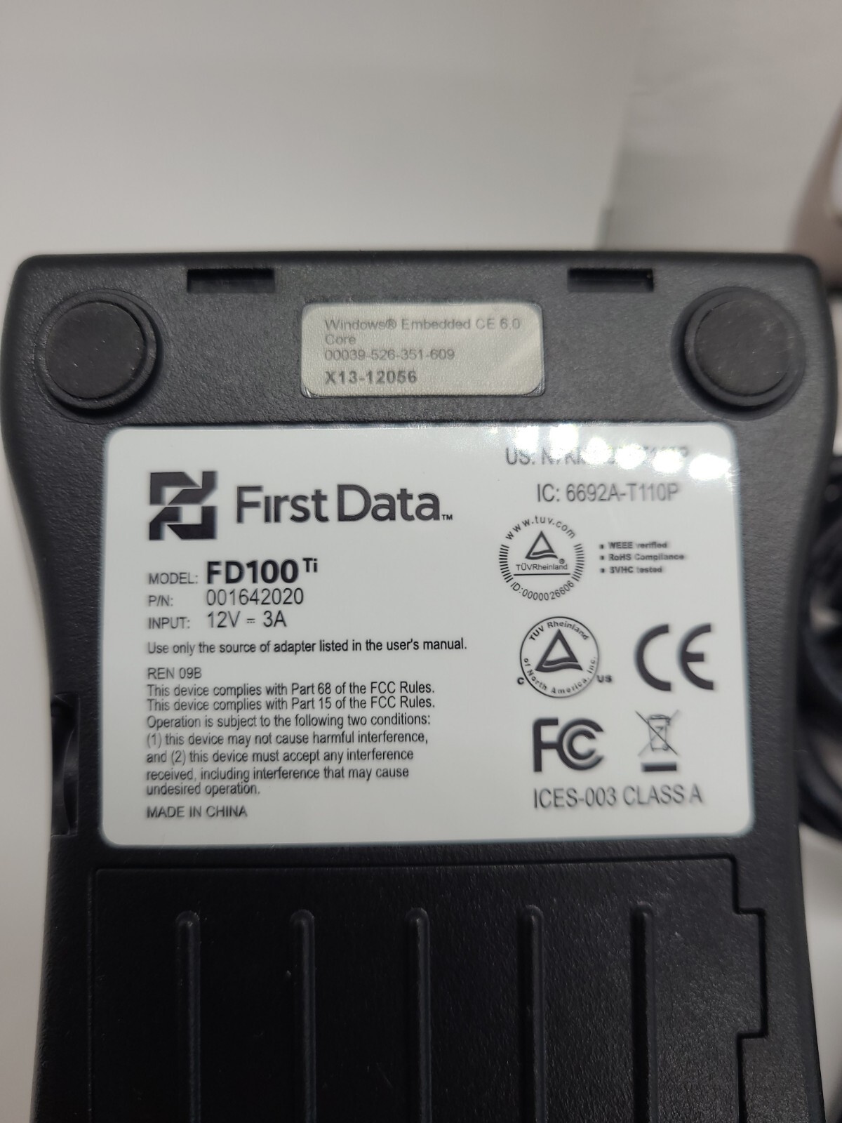 First Data FD100ti Credit Card Terminal Powers On – Untested