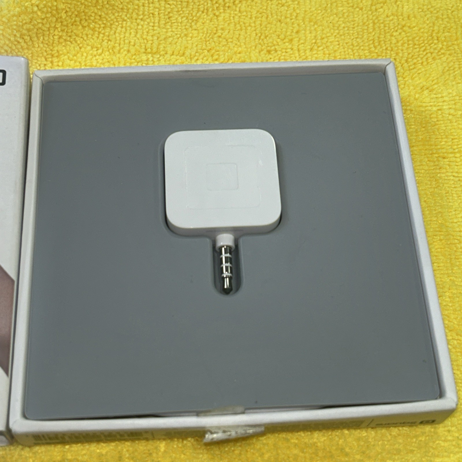 Square Reader for Magstripe 3.5 Jack !! Model SKU-0033