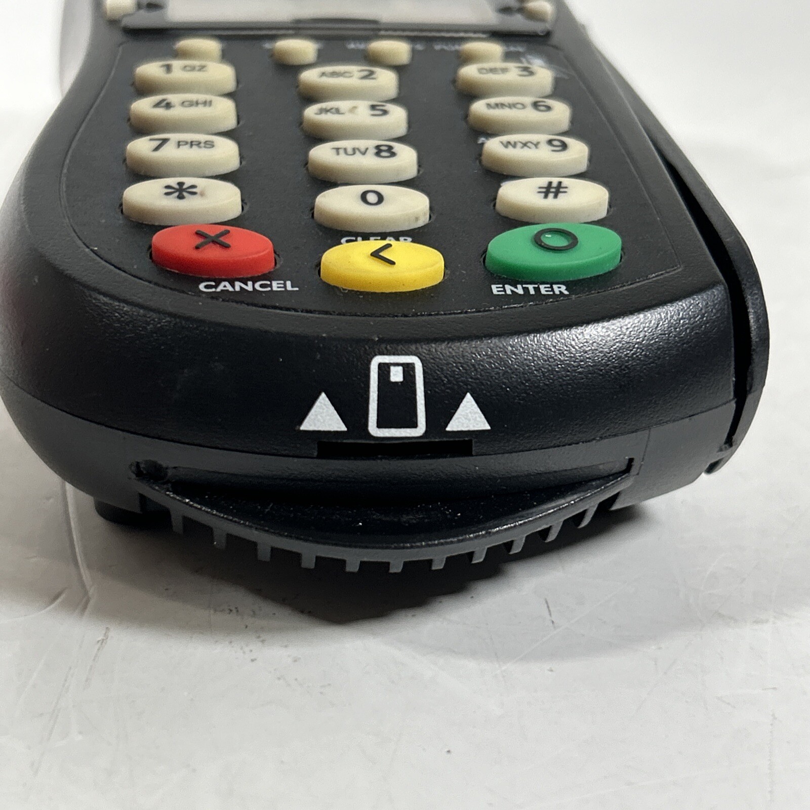 Hypercom T4205 Black Wired Portable 24MB LCD 19-Key Buttons Credit Card Terminal