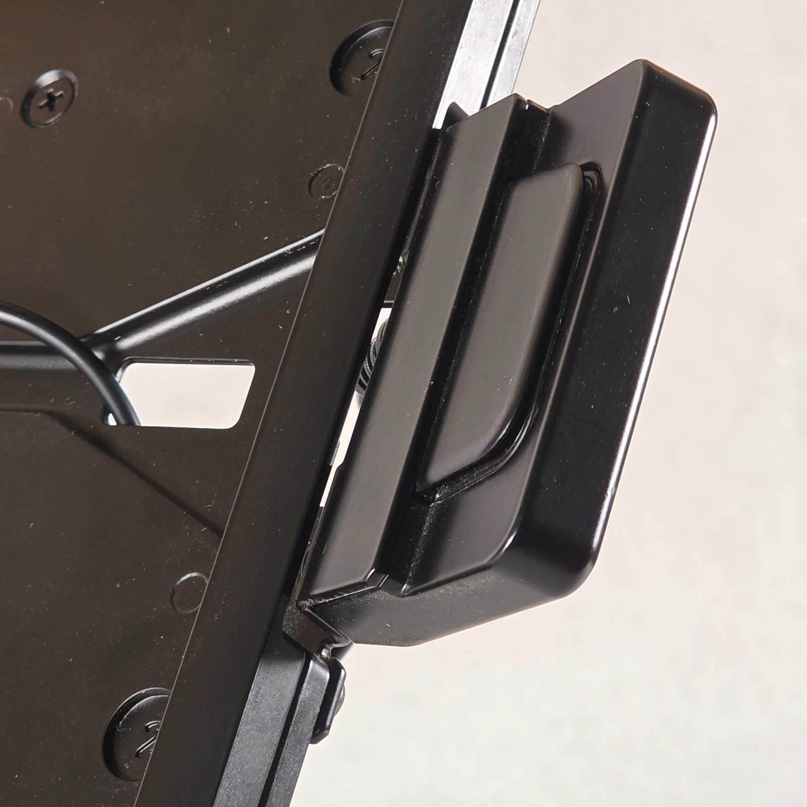 VAULT Tablet Counter Stand With Card Reader iPad Security Locking Mounting Kiosk
