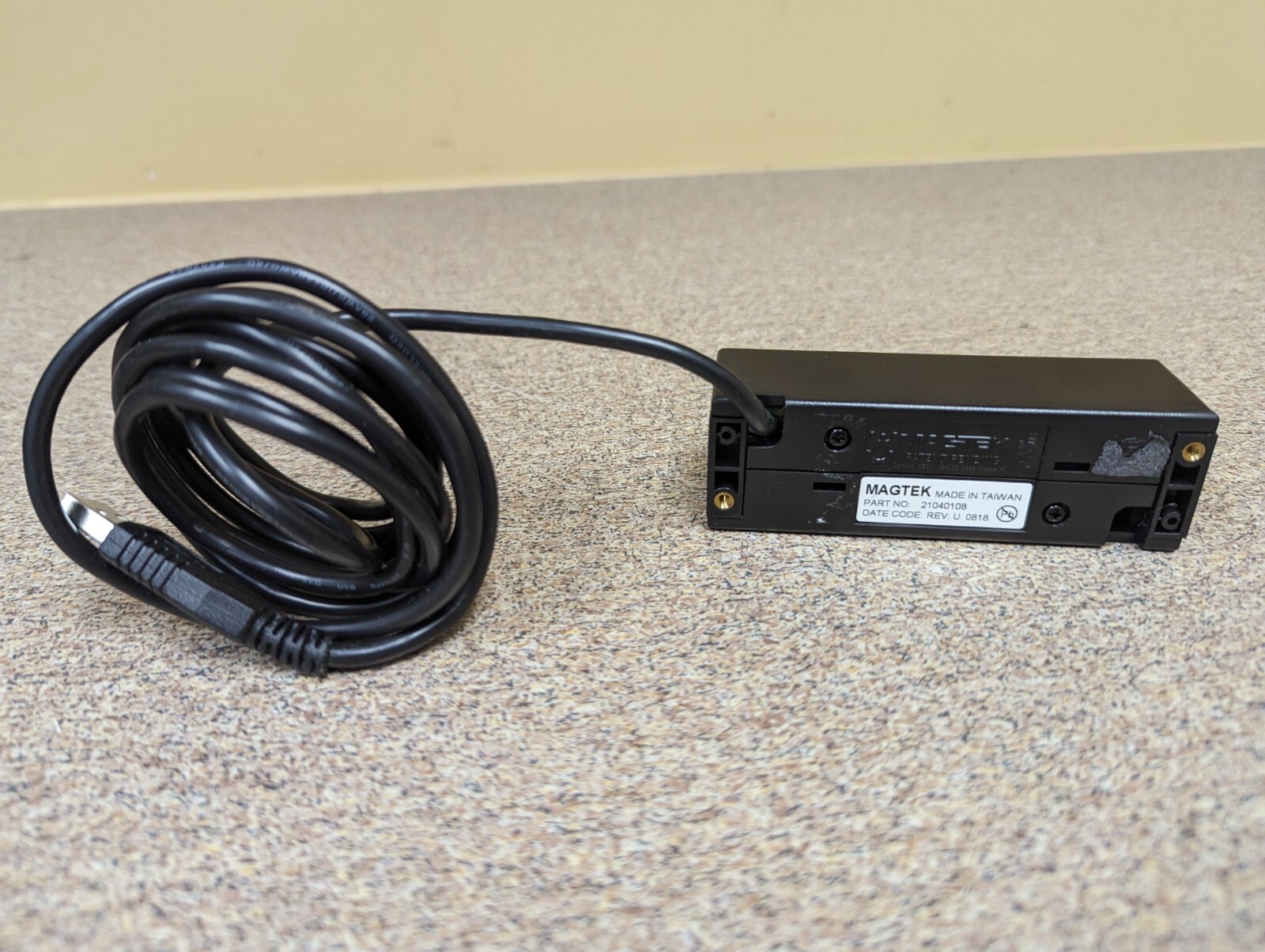 Magtek 21040108 Credit Card Reader – Swiper – Used – Good Condition