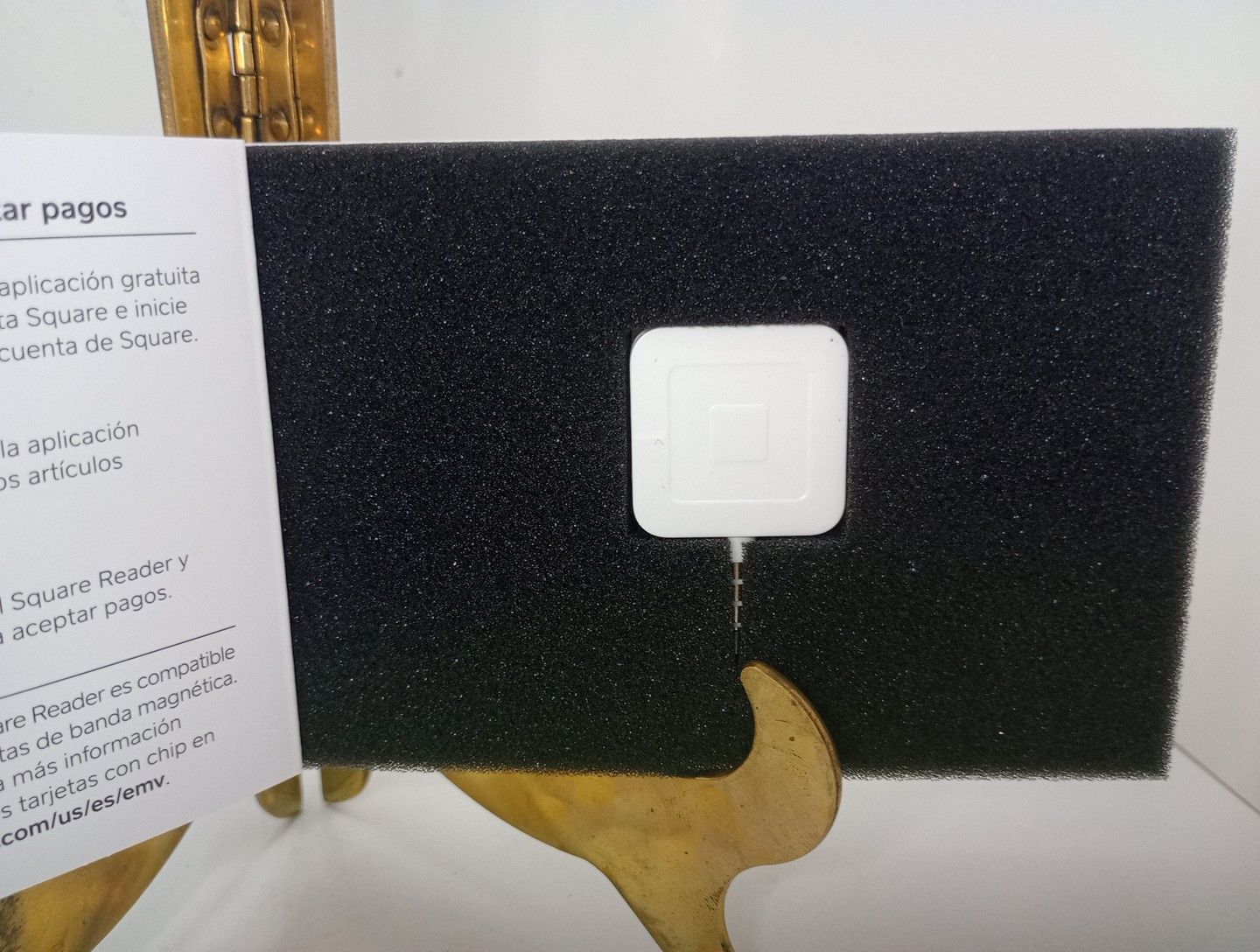 Square Credit Debit Card Reader Apple iPhone, Android Smart Phones Audio Jack