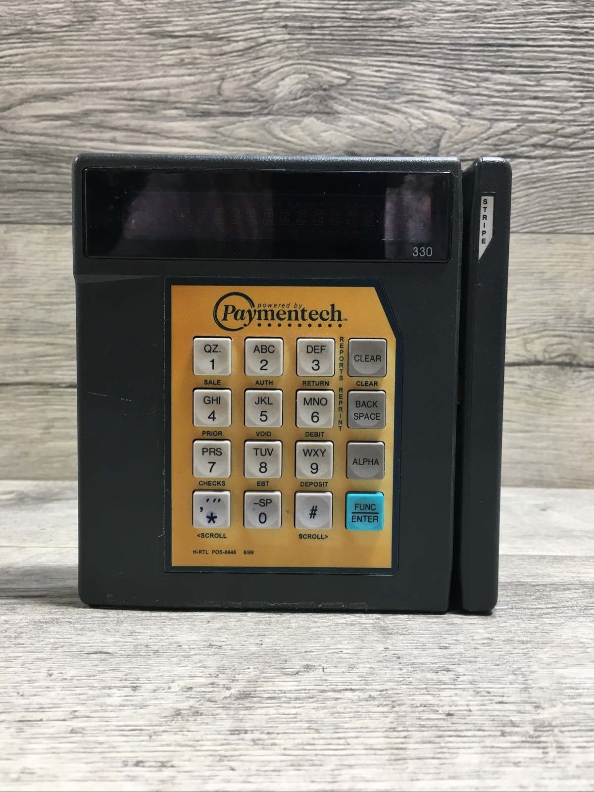CREDIT CARD PROCESSOR TERMINAL READER VeriFone 330 Payment Machine w #N3-6