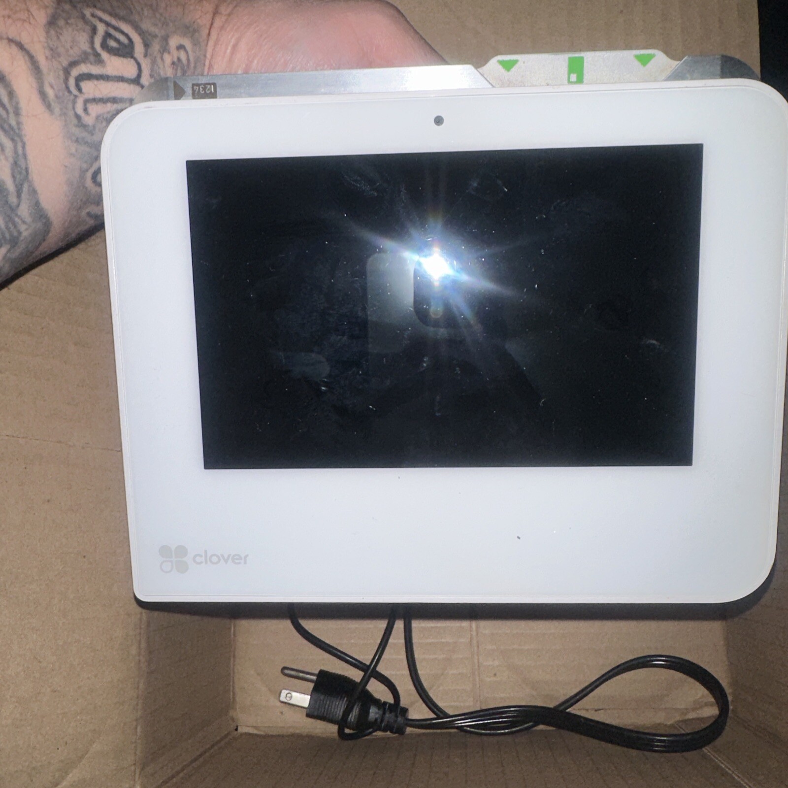 Clover Mini C300 – Card Reader Point of Sale System w/USB HUB – LOCKED – AS IS