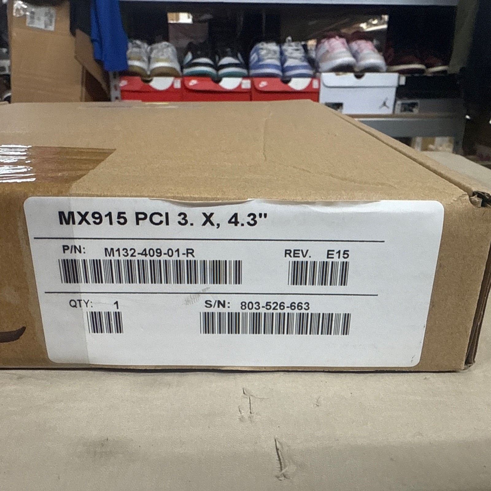 Verifone M132-409-01-R Fixed/Vehicle Mount Data Terminal Pa0421000EMV2
