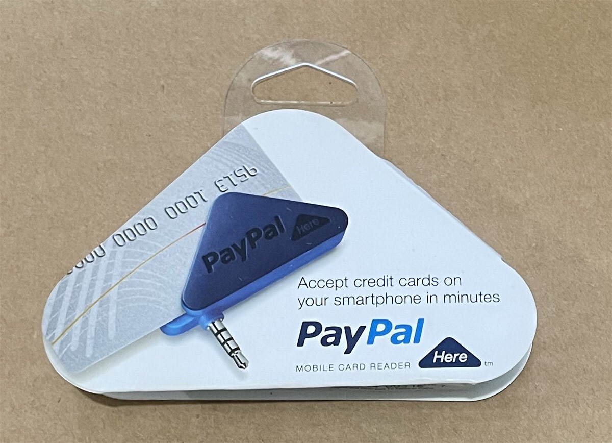 NEW Paypal Mobile Card Reader Swiper for iPhone & Android